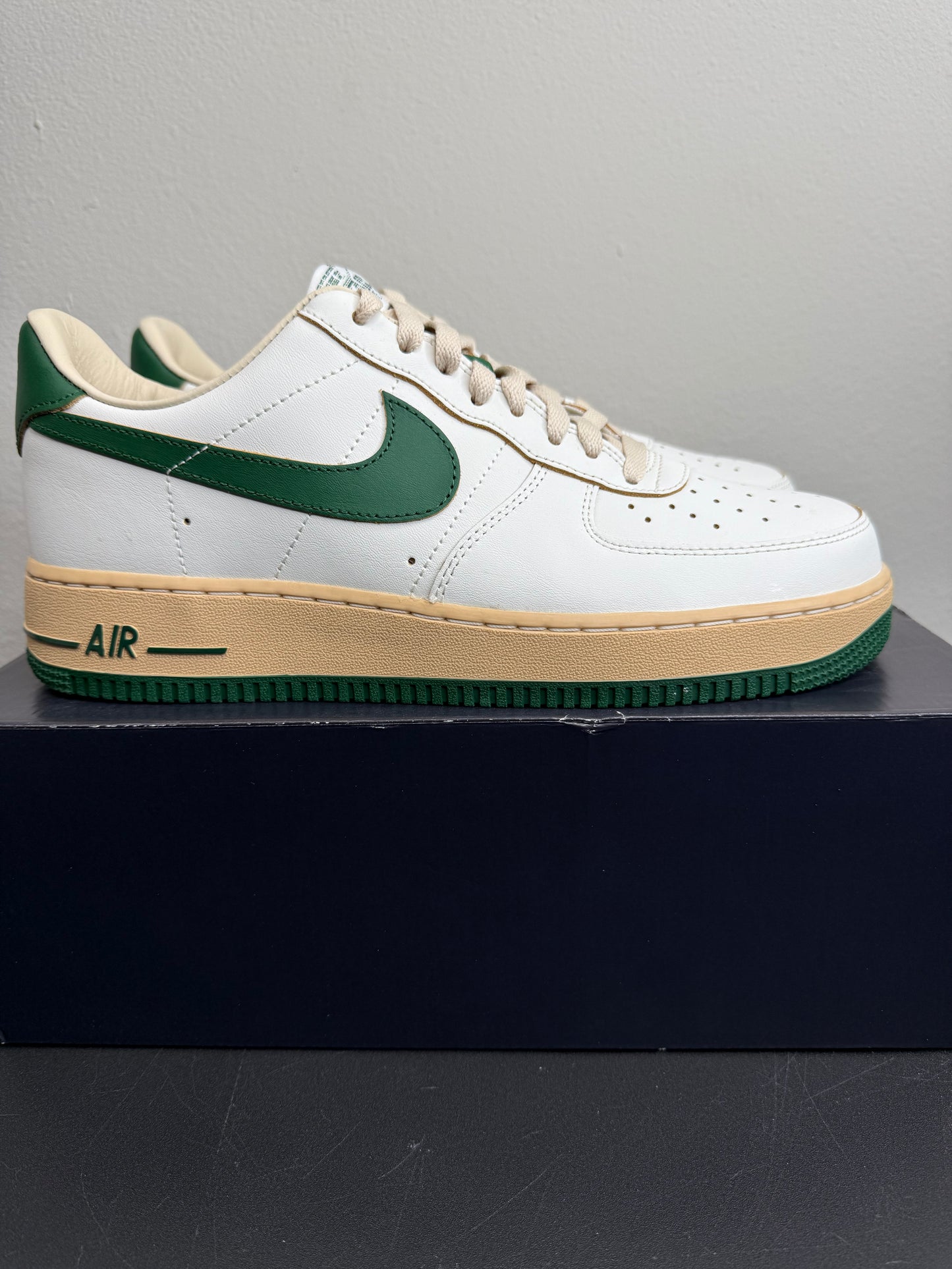Nike Air Force 1 “Gorge Green” (Women) (Preowned)