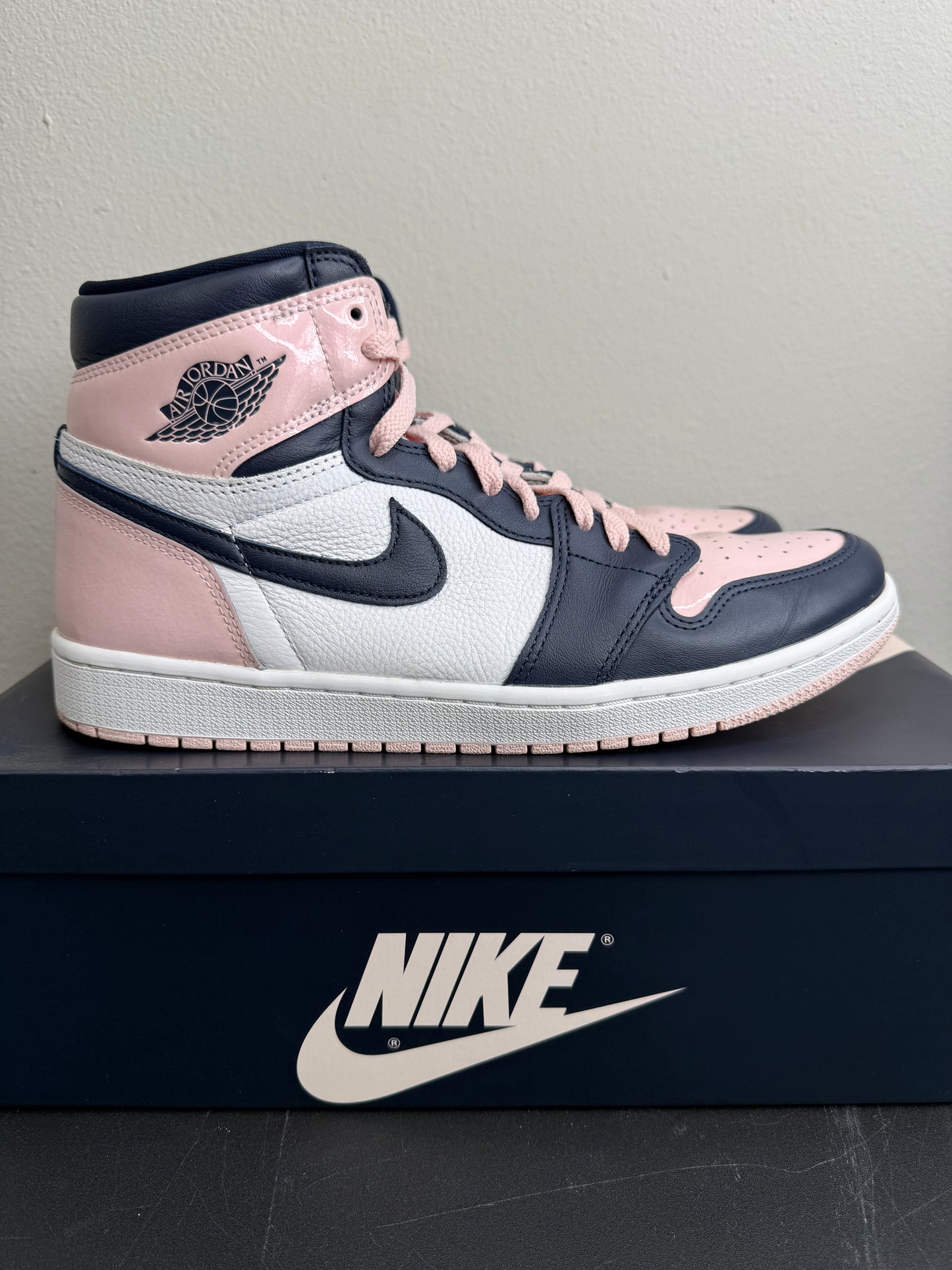 Air Jordan 1 Retro High OG SE “Bubblegum” (Women) (Preowned)