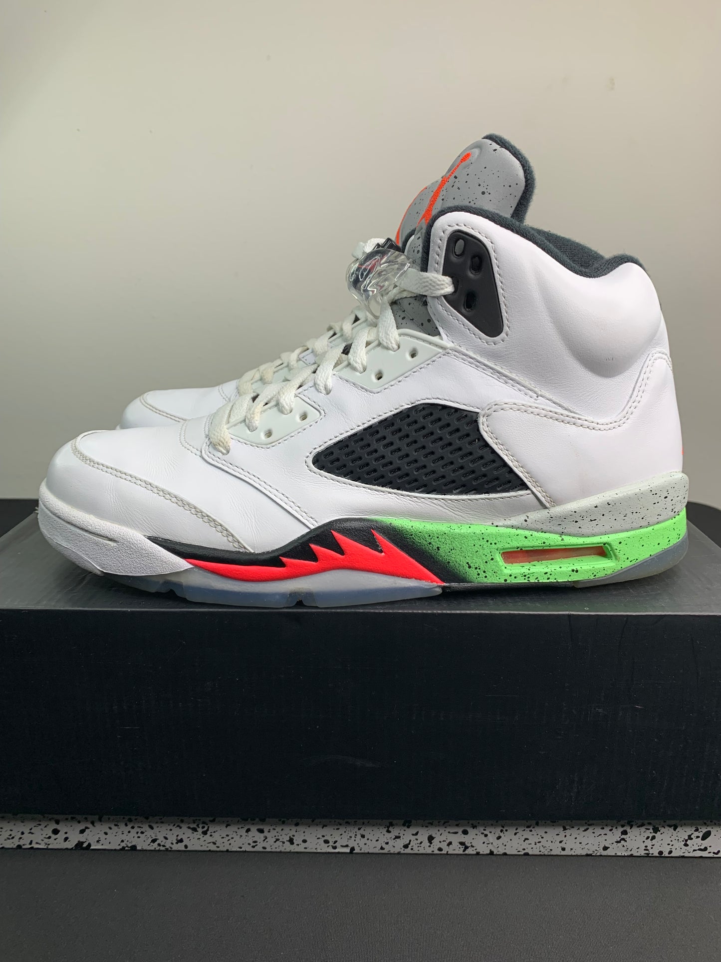 Air Jordan 5 Retro “Poison Green” (Preowned)