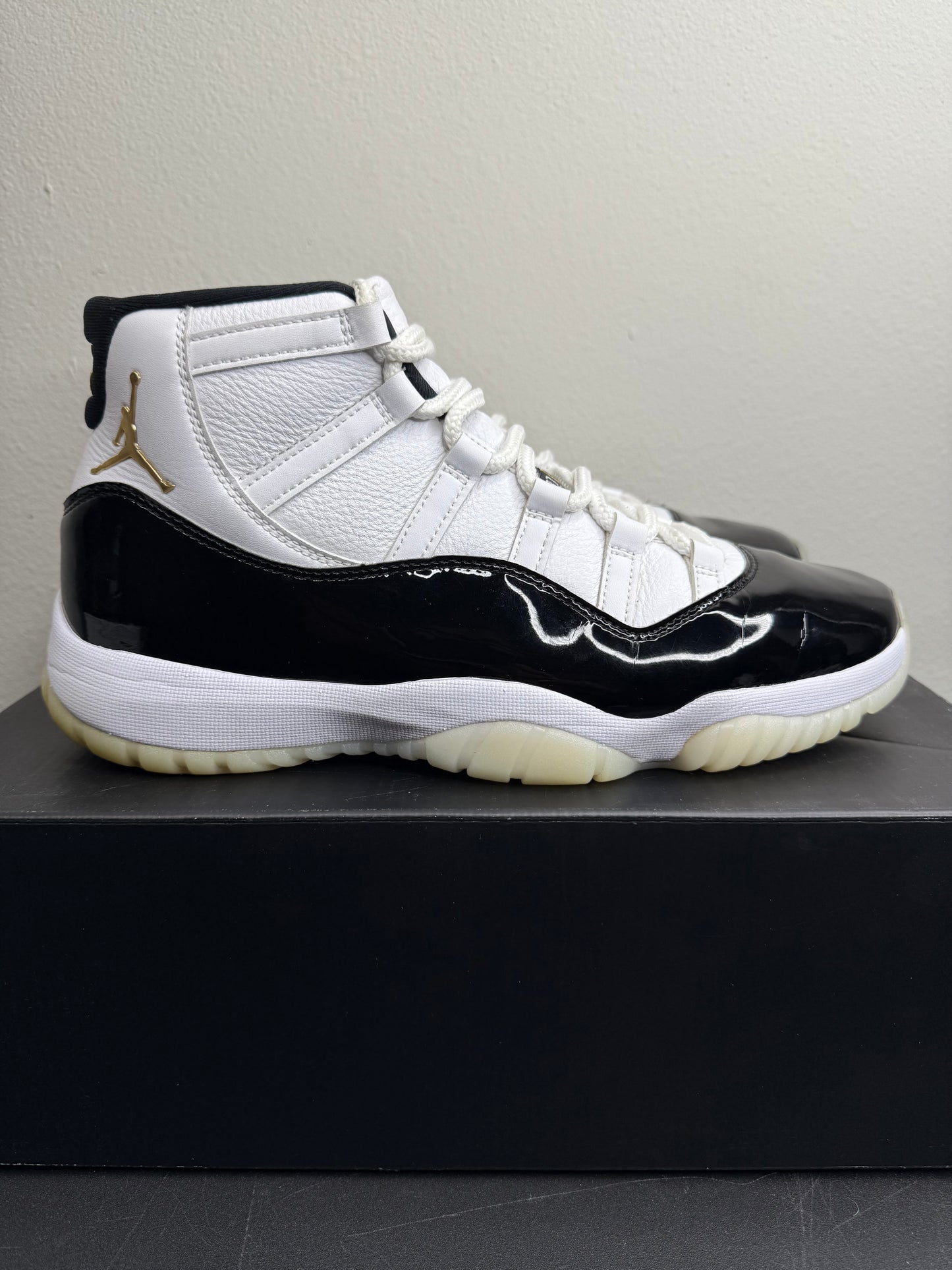 Air Jordan 11 Retro “Gratitude/Defining Moments” (Preowned)