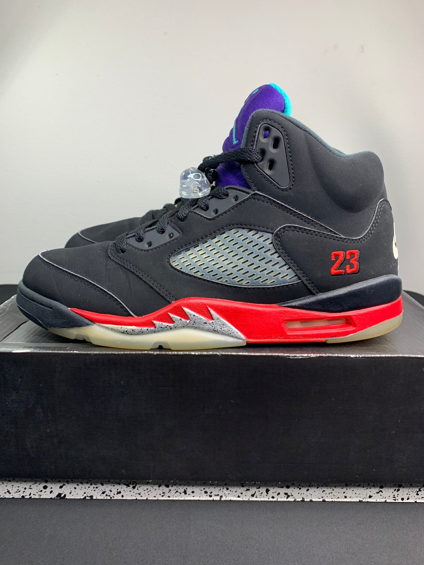 Air Jordan 5 Retro “Top 3” (Preowned)