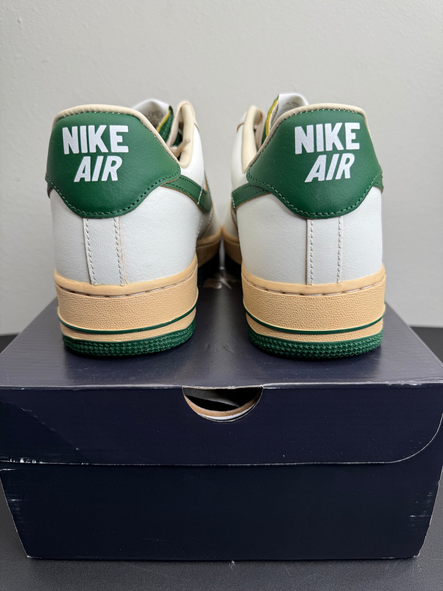 Nike Air Force 1 “Gorge Green” (Women) (Preowned)
