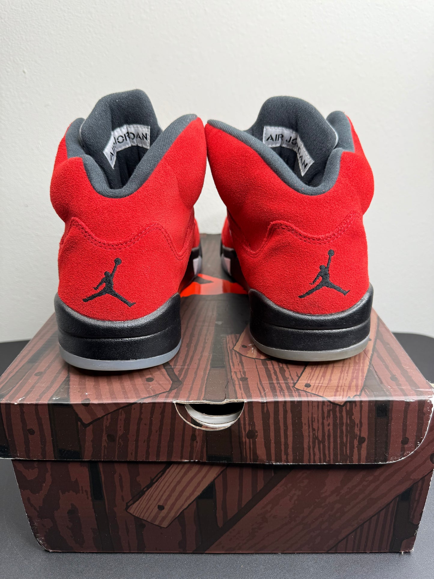 Air Jordan 5 Retro “Raging Bull” (2021) (Preowned)