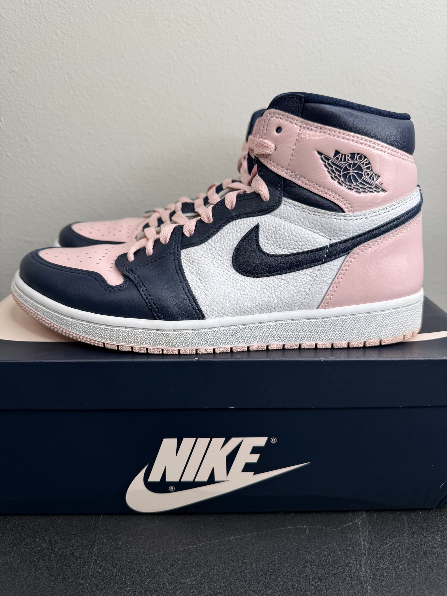 Air Jordan 1 Retro High OG SE “Bubblegum” (Women) (Preowned)