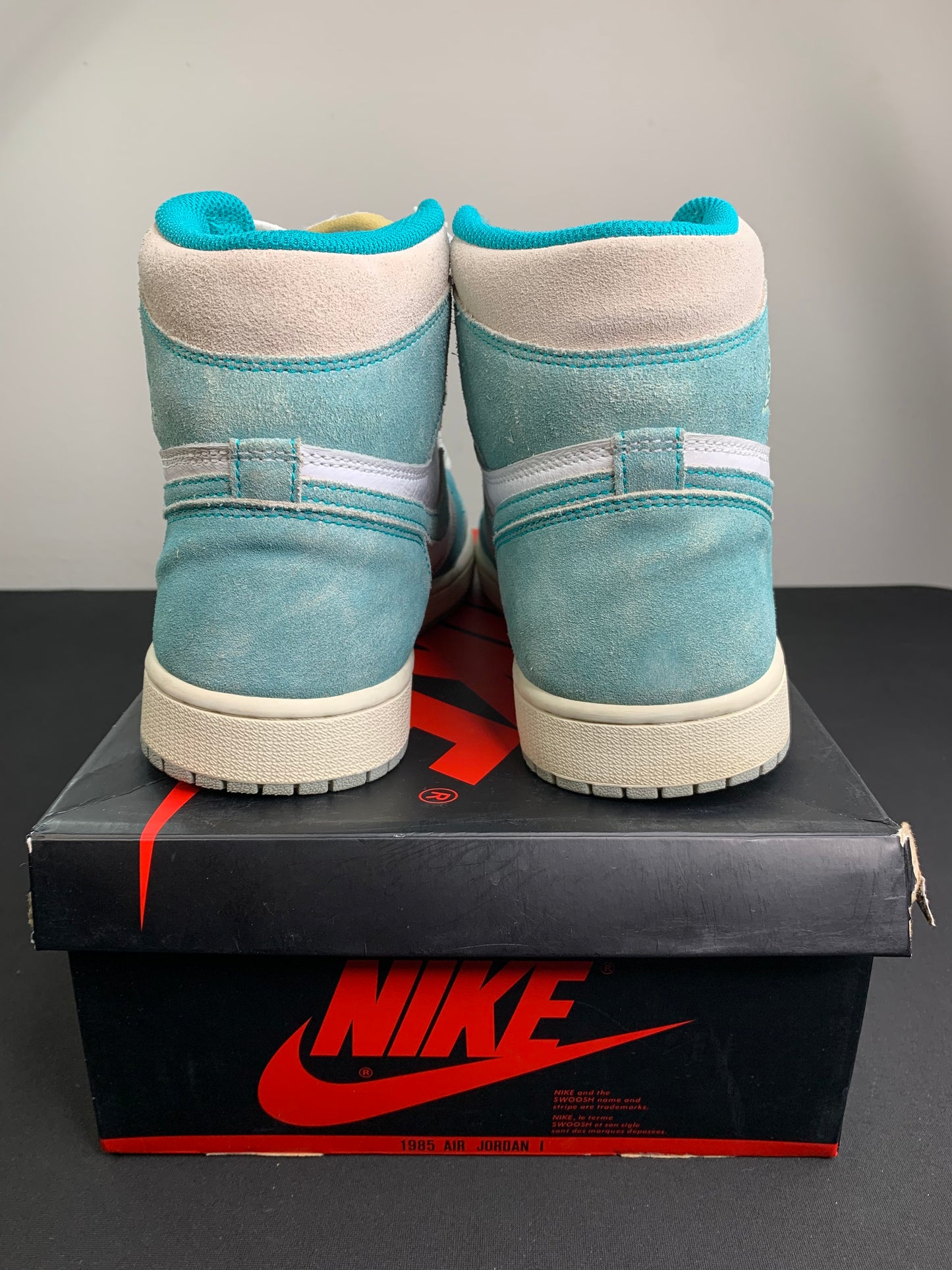 Air Jordan 1 High Retro OG “Turbo Green” (Preowned)