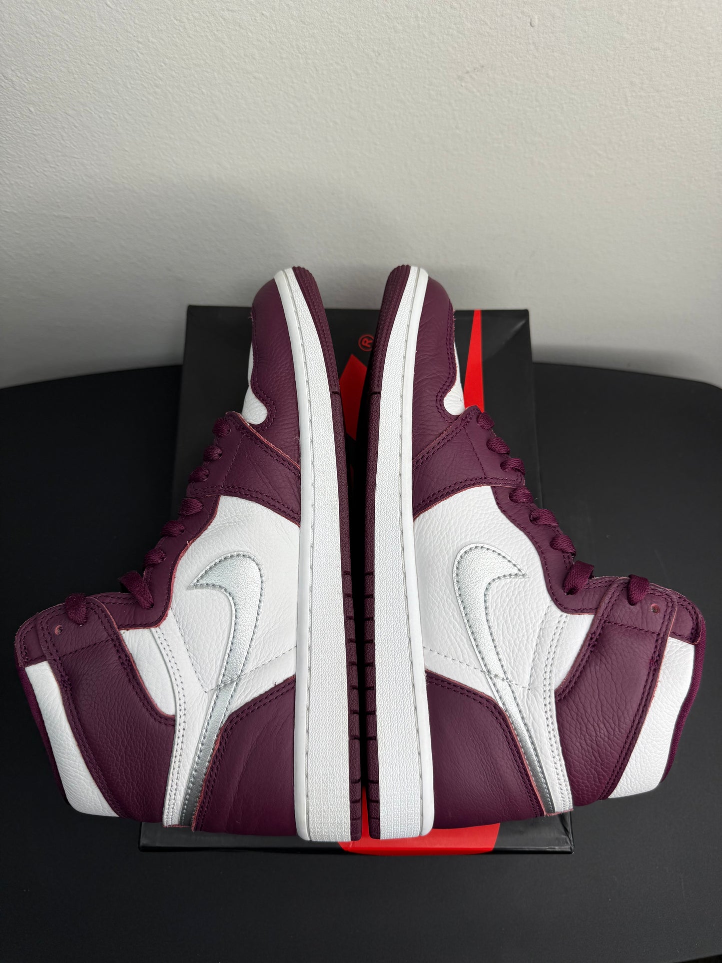 Air Jordan 1 Retro High OG “Bordeaux” (Preowned)