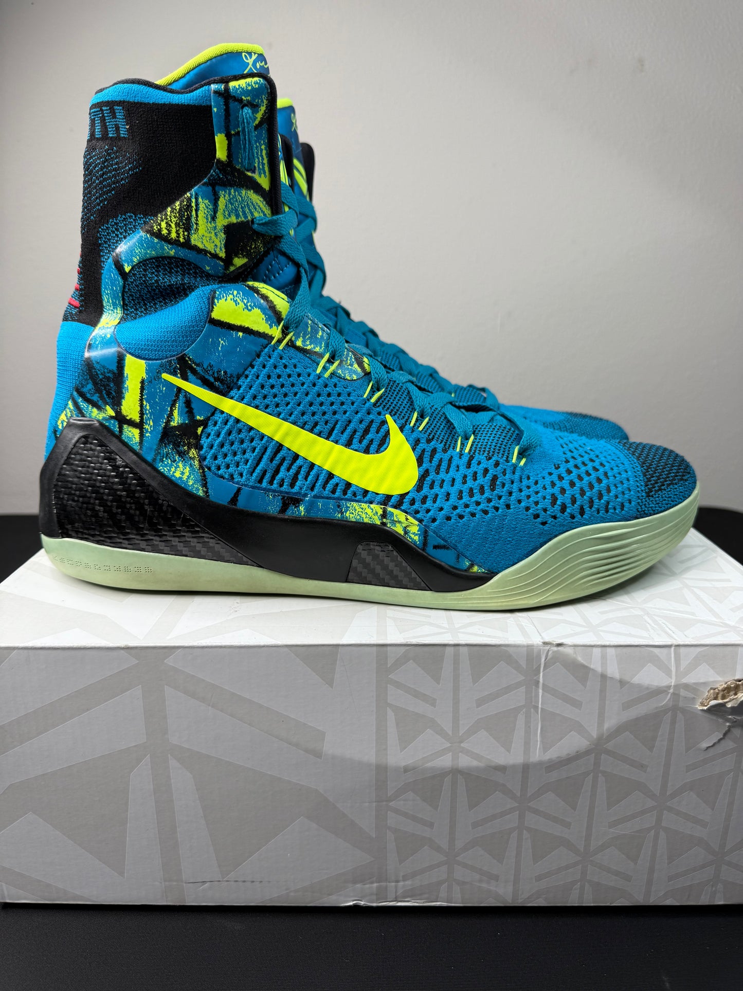 Nike Kobe 9 Elite “Perspective” (Preowned)