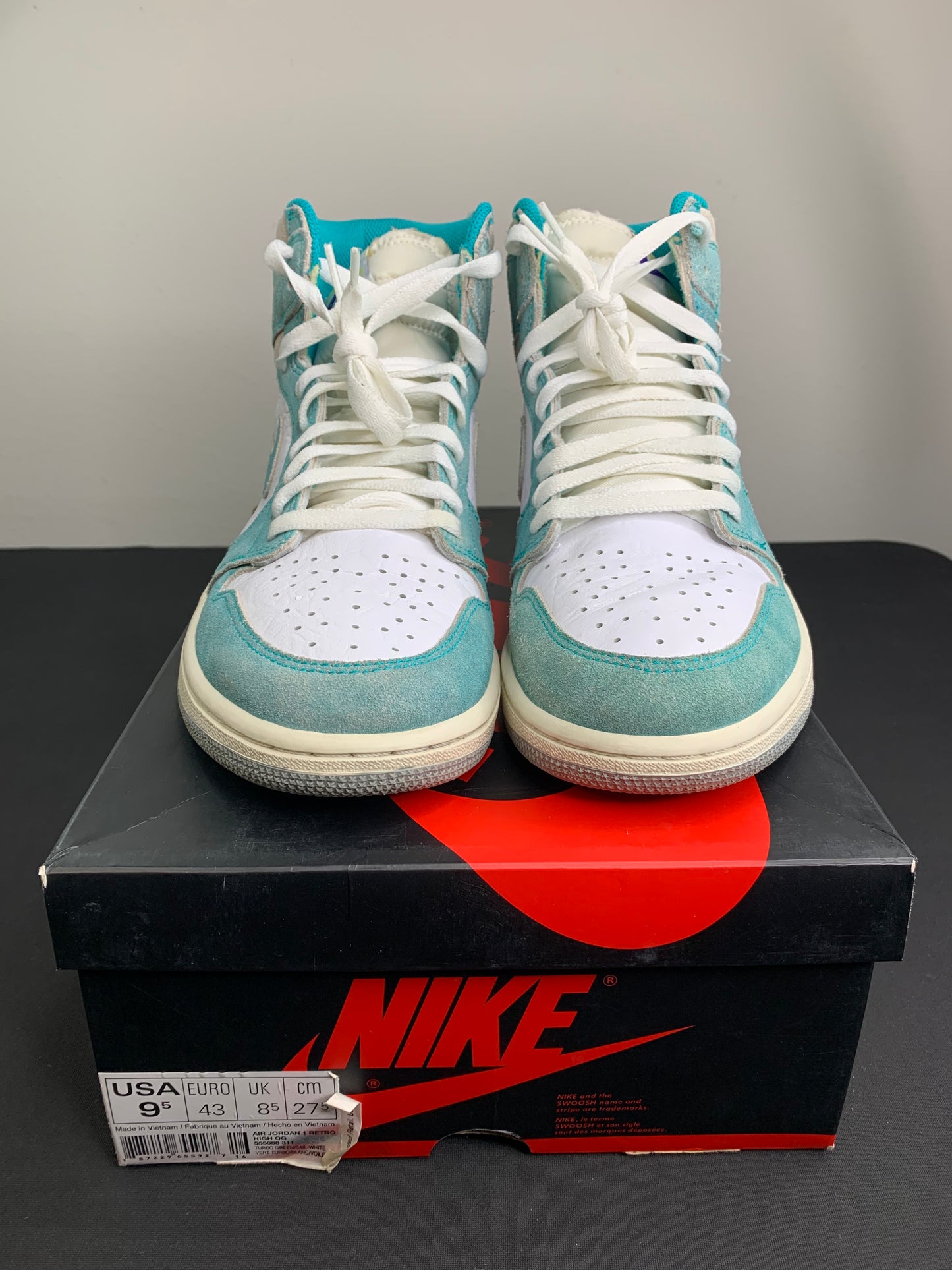 Air Jordan 1 High Retro OG “Turbo Green” (Preowned)