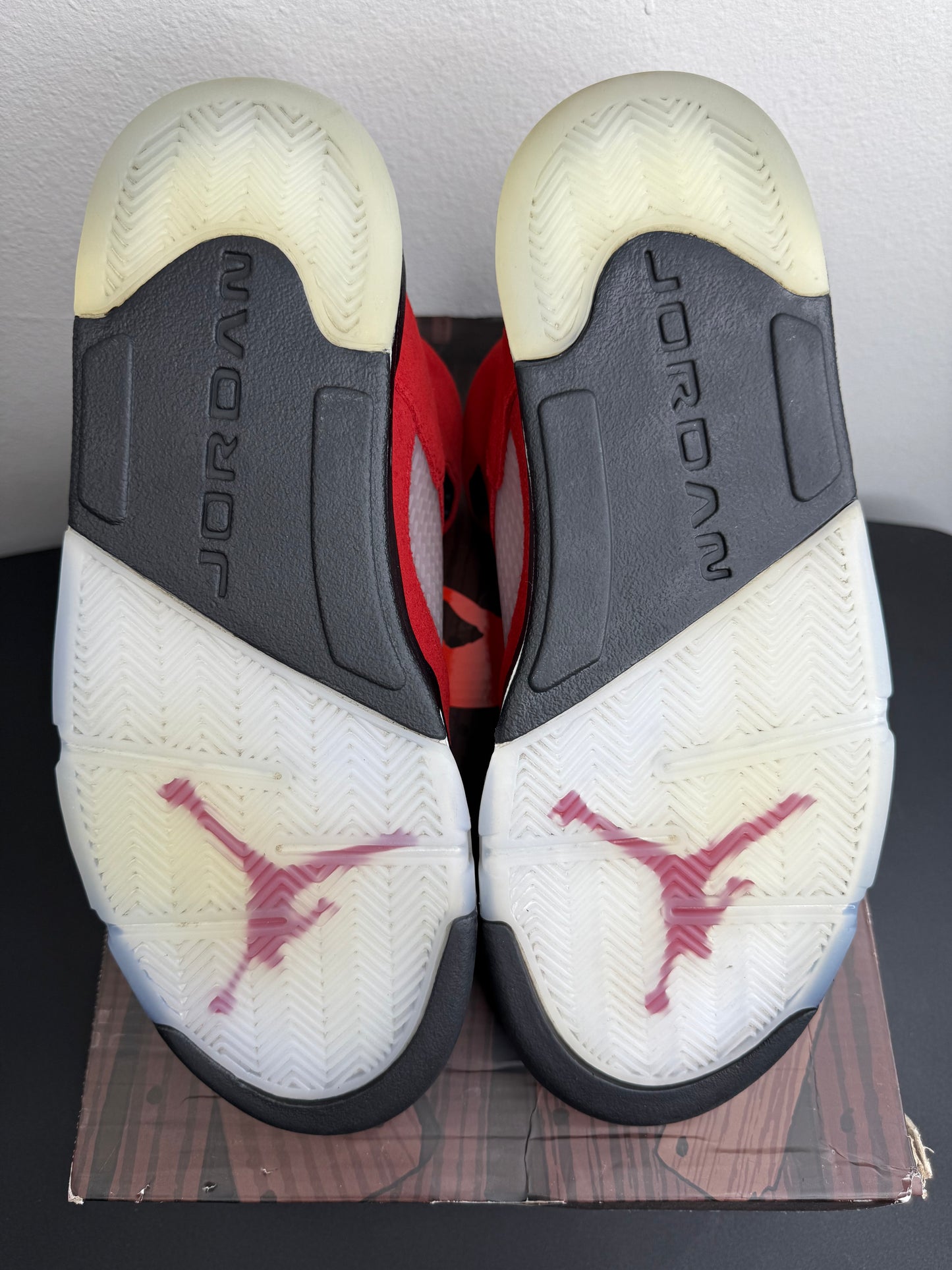 Air Jordan 5 Retro “Raging Bull” (2021) (Preowned)