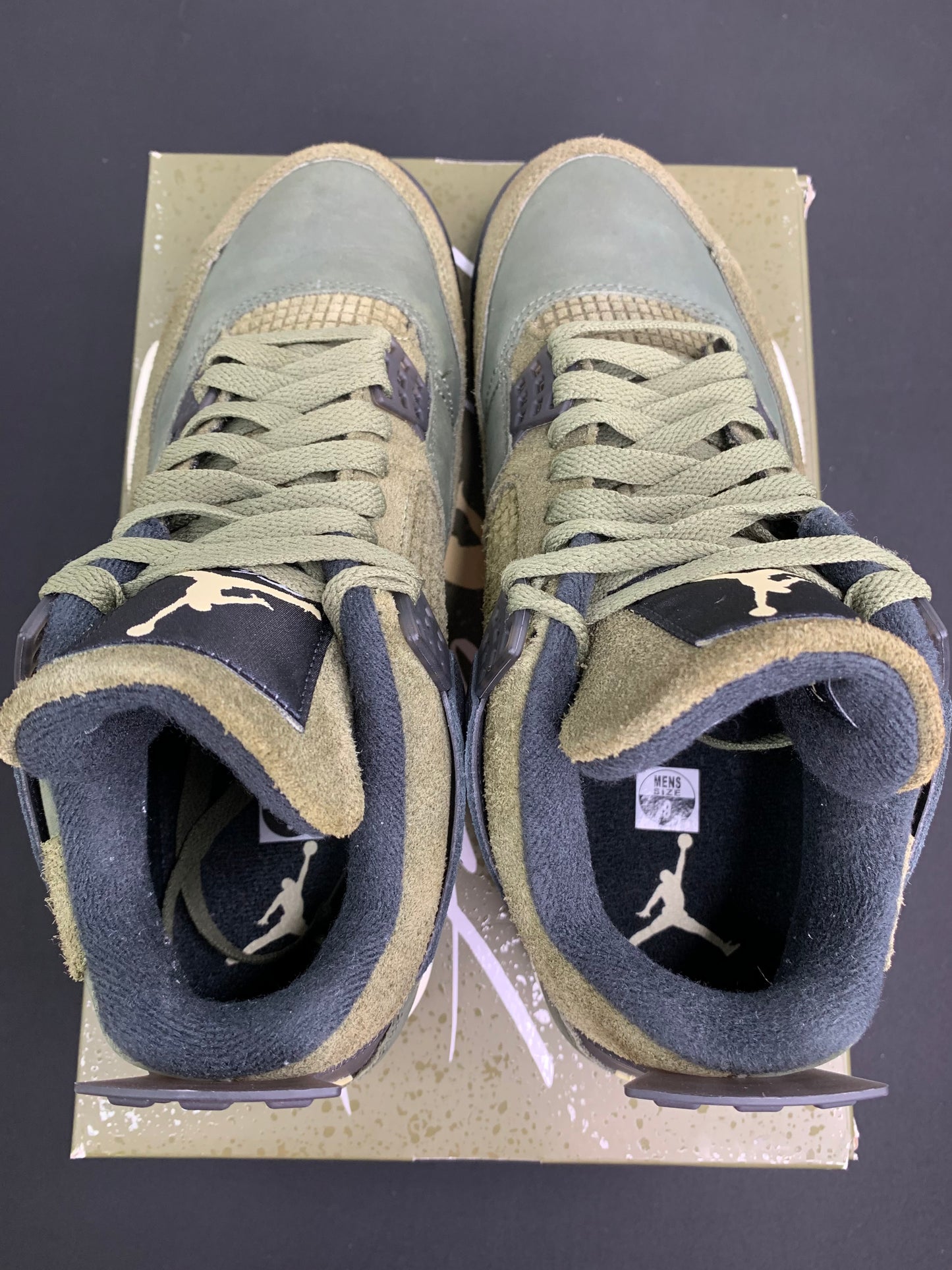 Air Jordan 4 Retro SE “Craft Olive” (Preowned)