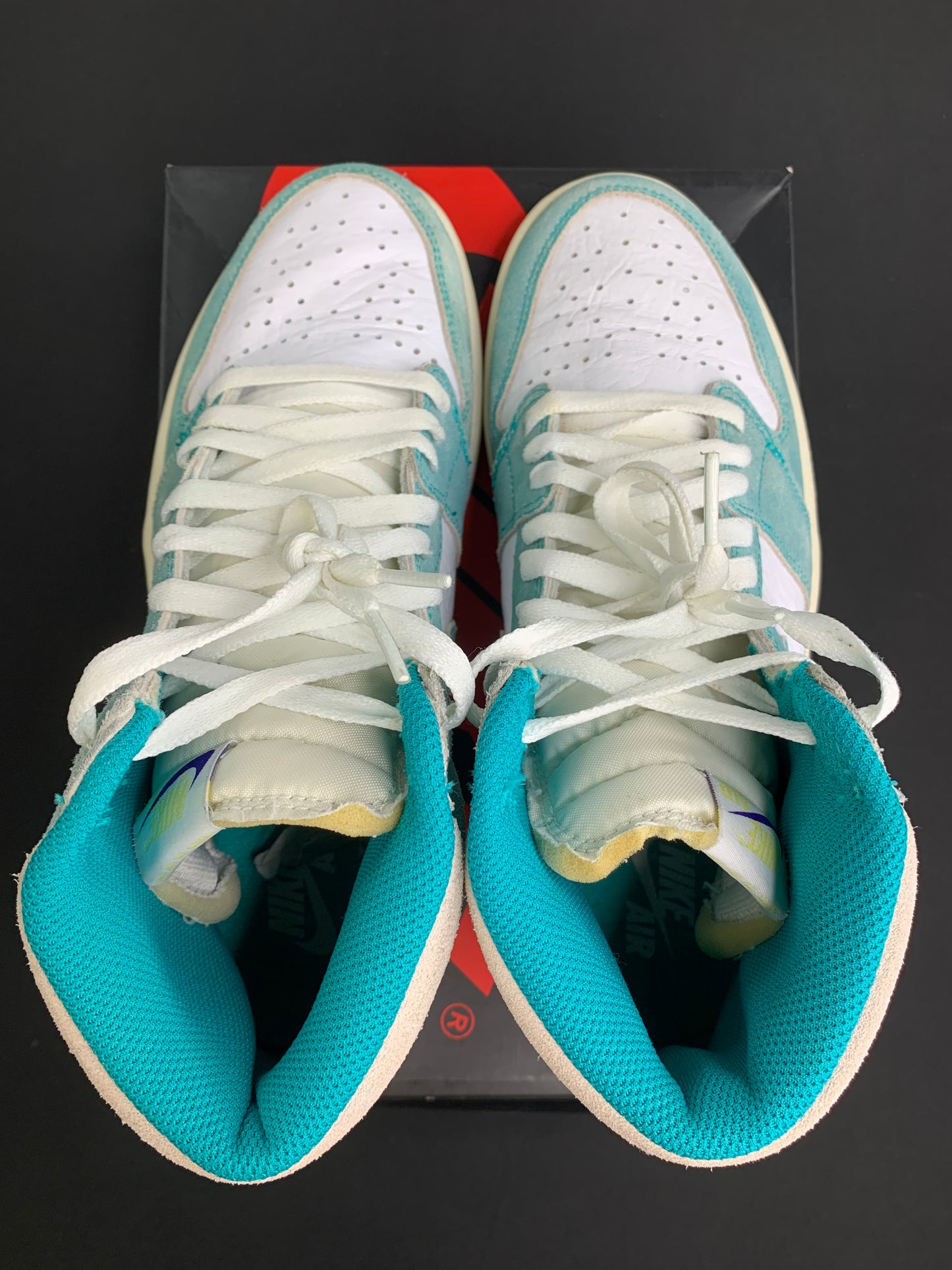 Air Jordan 1 High Retro OG “Turbo Green” (Preowned)