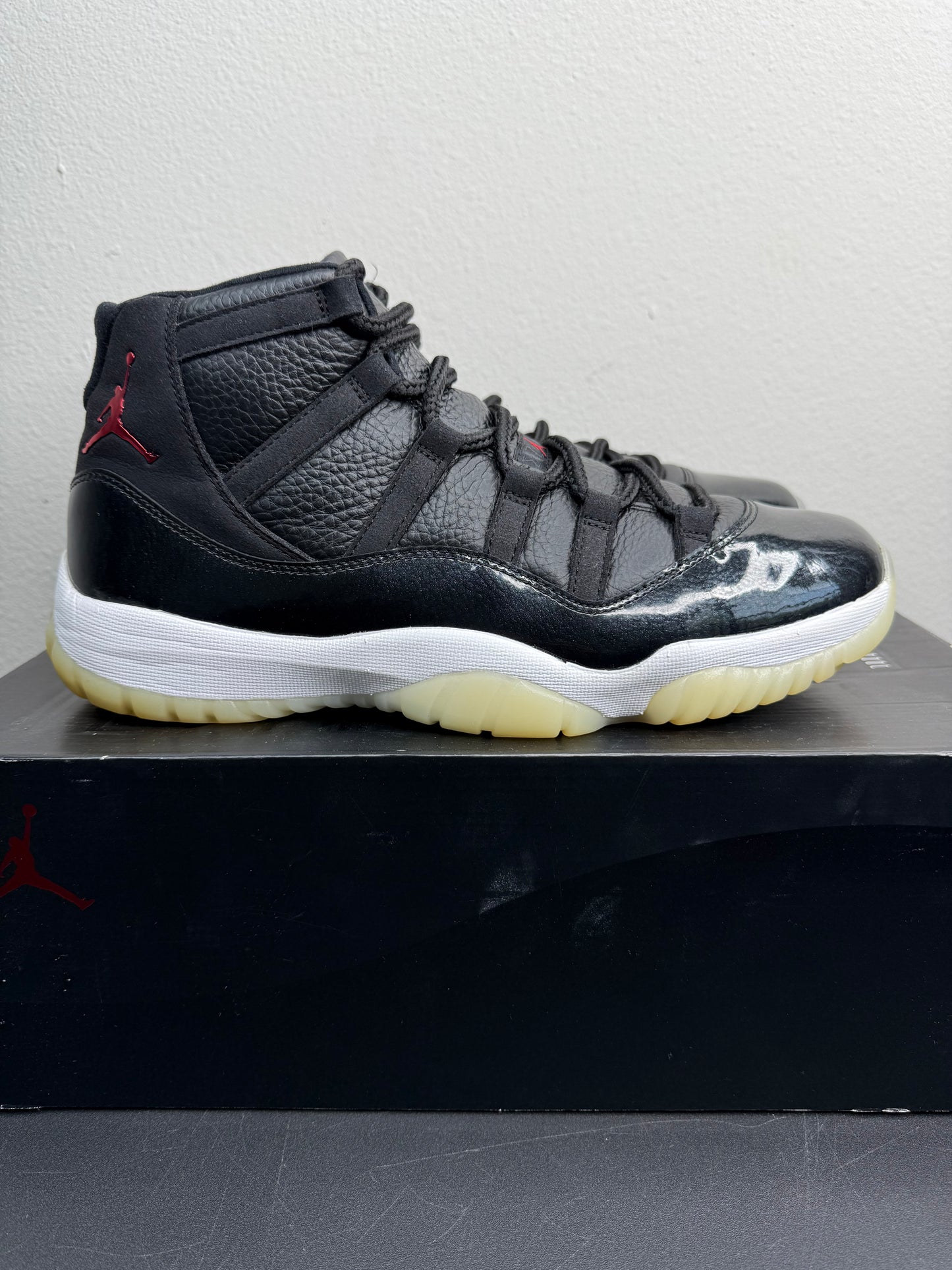 Air Jordan 11 Retro “72-10” (Preowned)