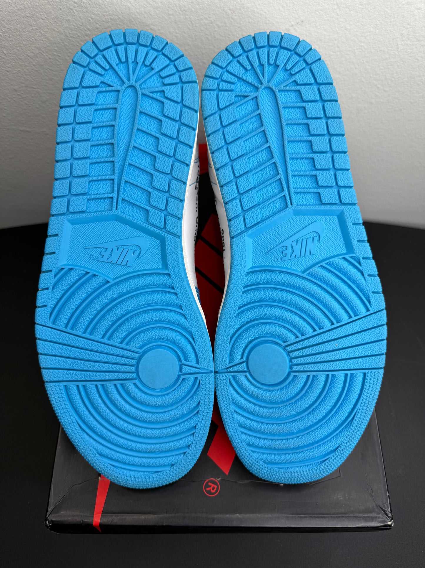 Air Jordan 1 High OG X Off-White “University Blue” (Preowned)