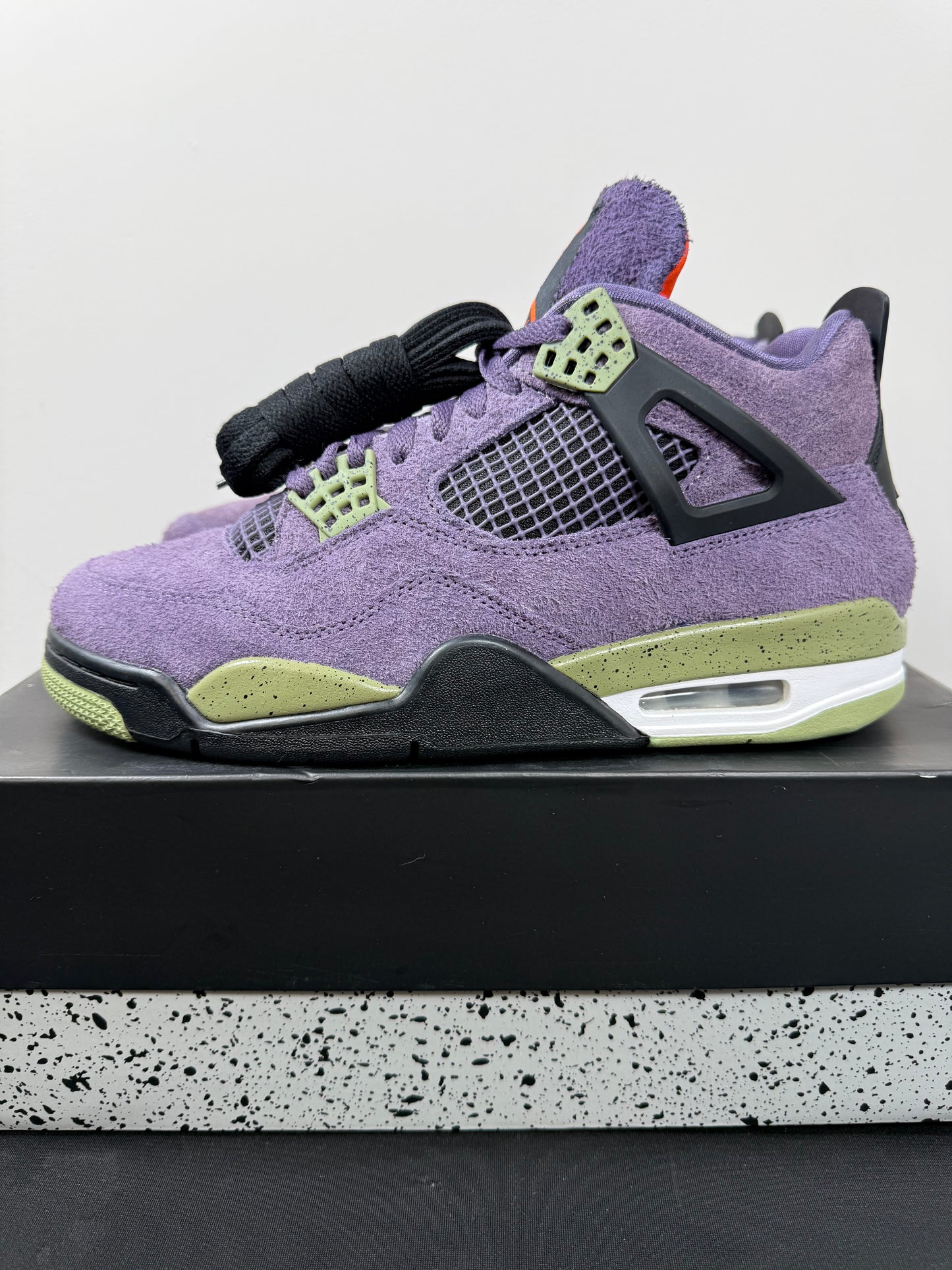 Air Jordan 4 “Purple Canyon” (Preowned)