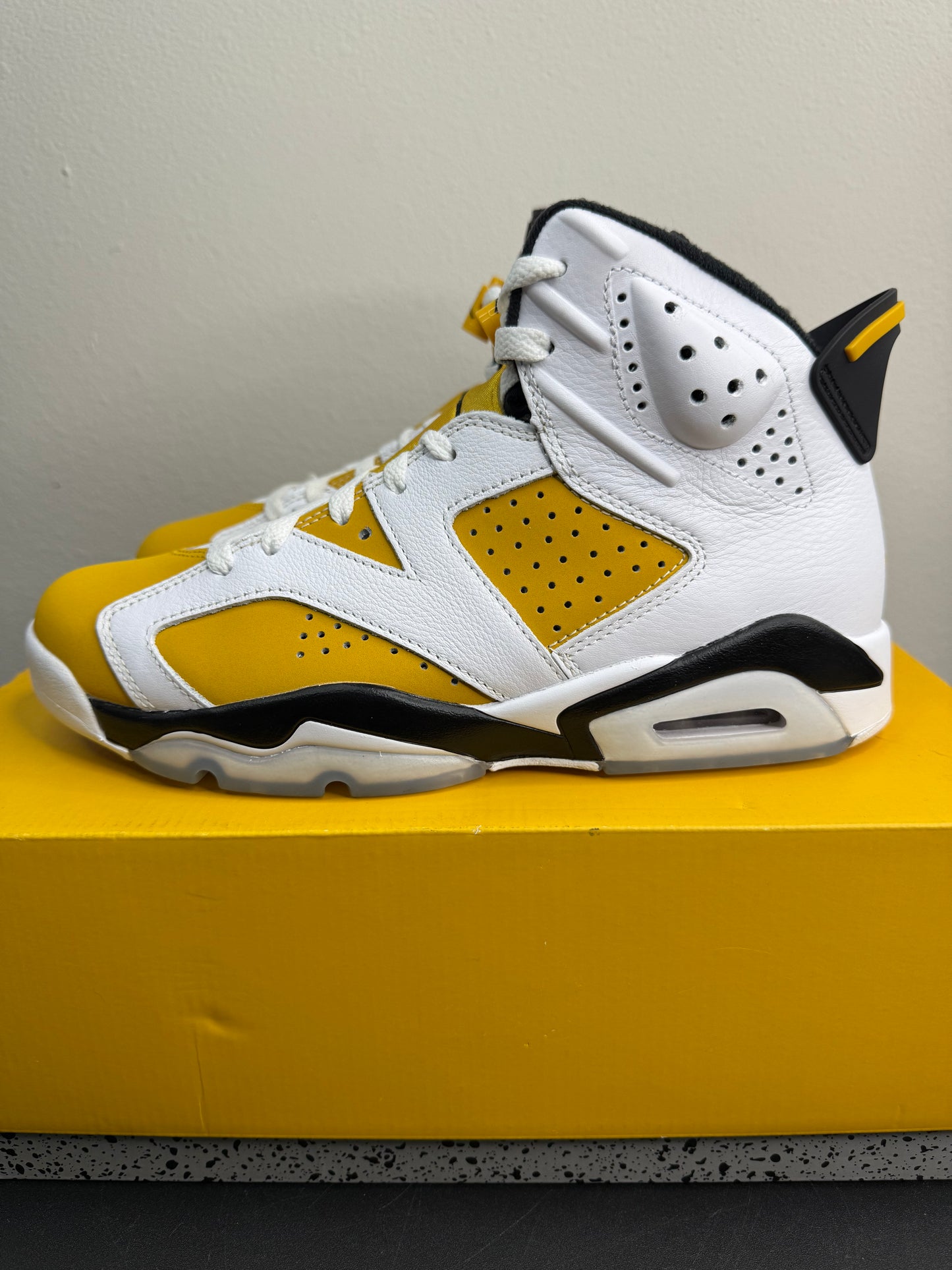 Air Jordan 6 Retro “Yellow Orchre” (Preowned)