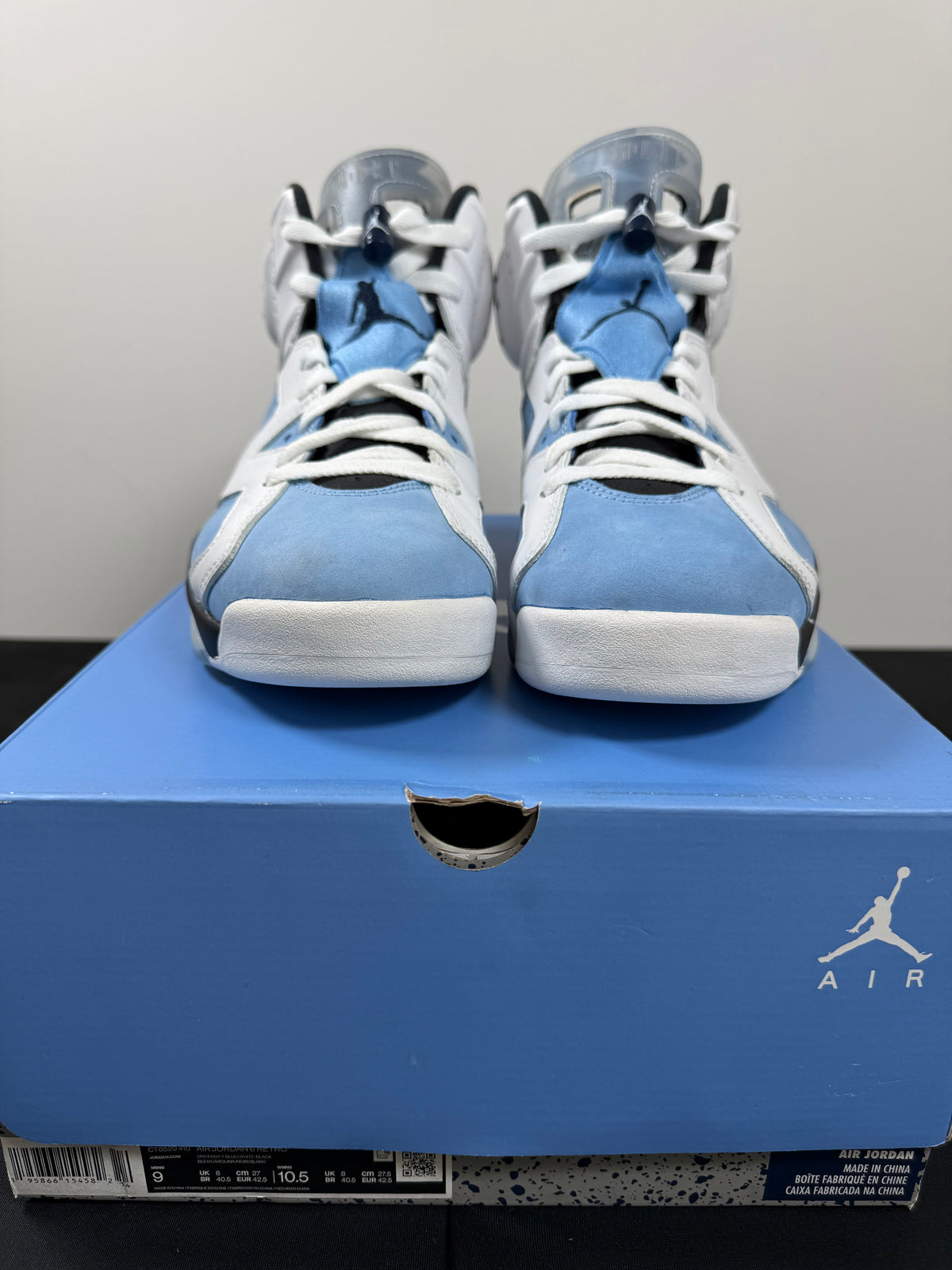 Air Jordan 6 “UNC” (Preowned)