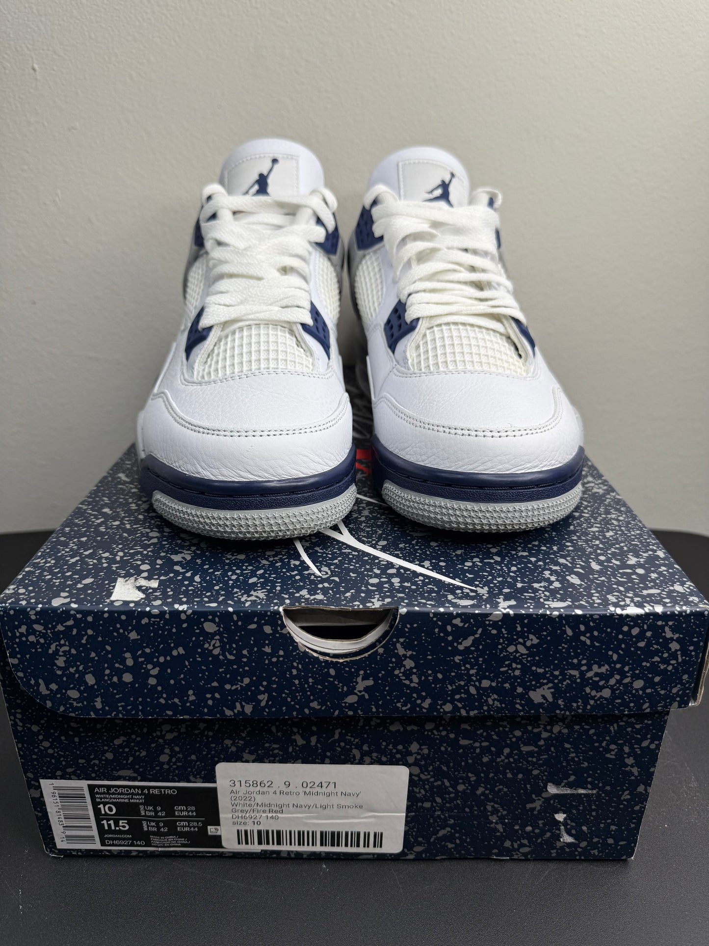 Air Jordan 4 Retro “Midnight Navy” (Preowned)