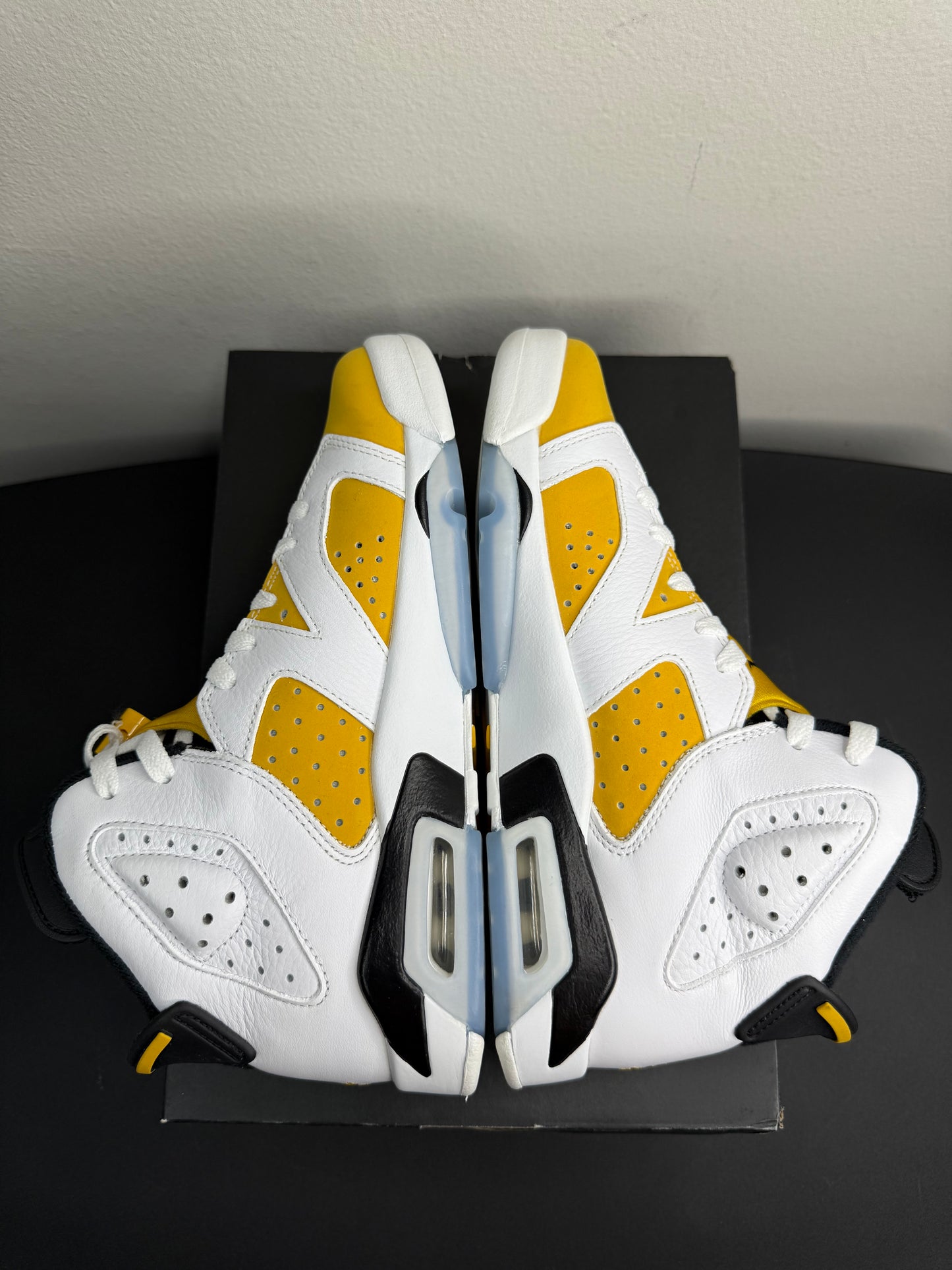 Air Jordan 6 Retro “Yellow Orchre” (GS) (Preowned)