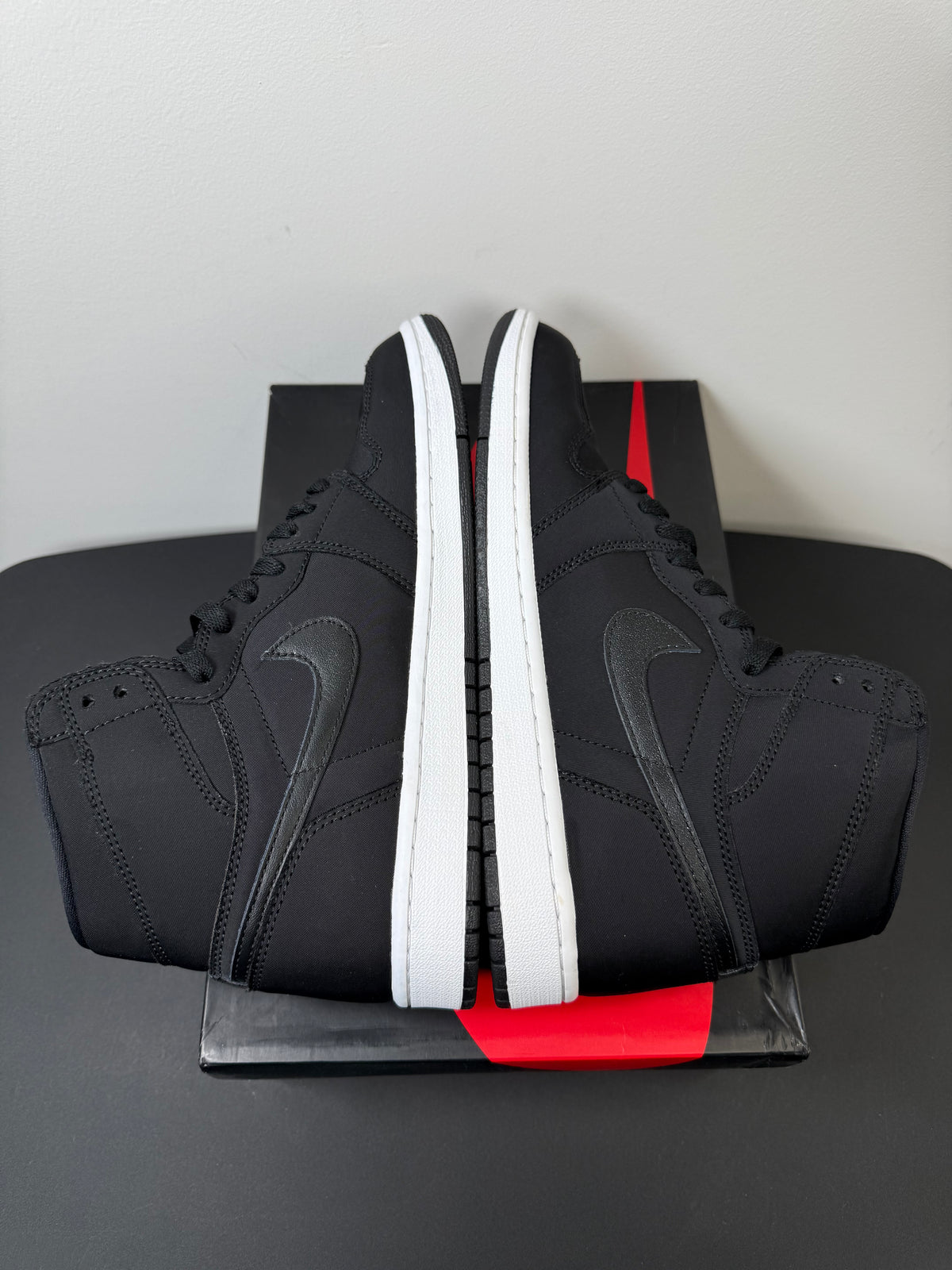 Air Jordan 1 “Paris Saint Germain” (Very Lightly Worn)