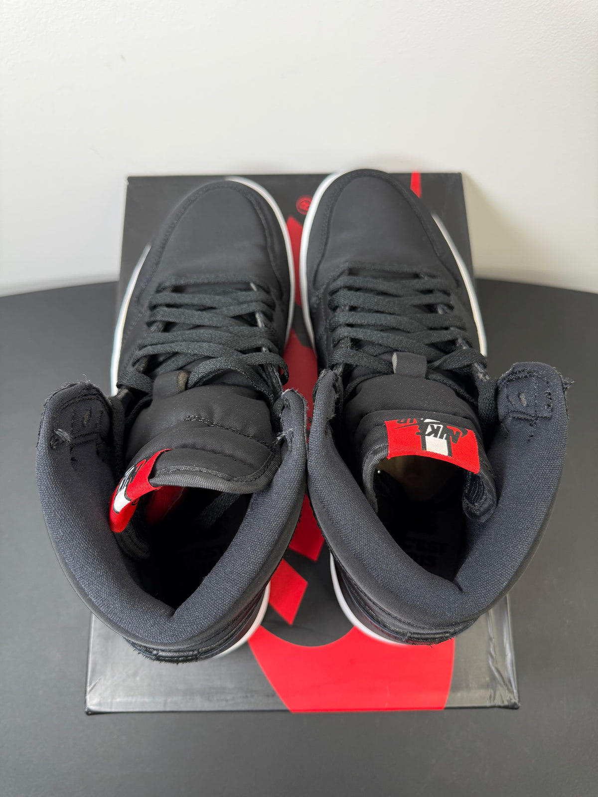 Air Jordan 1 “Paris Saint Germain” (Very Lightly Worn)