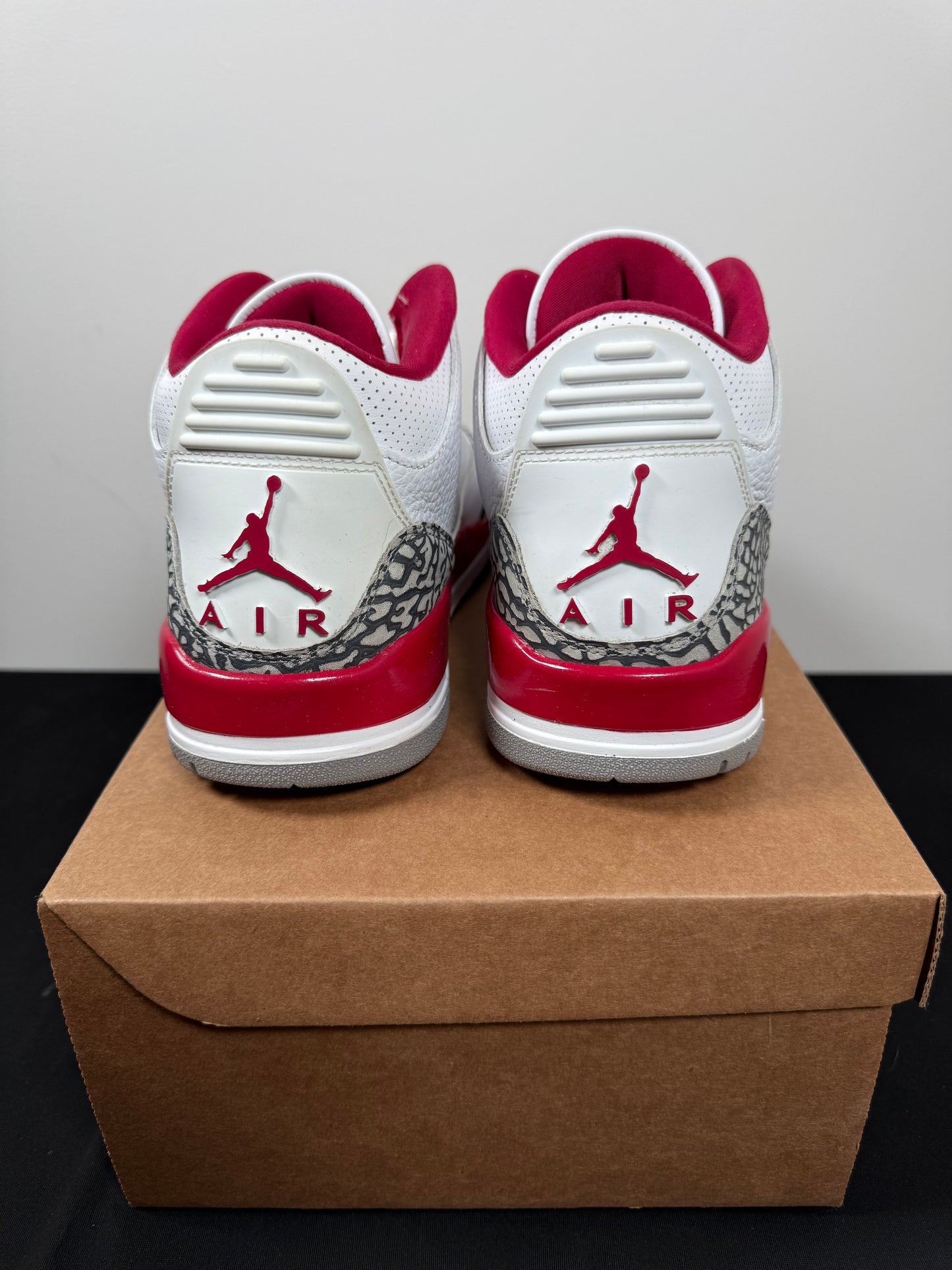 Air Jordan 3 “Cardinal” (Preowned)