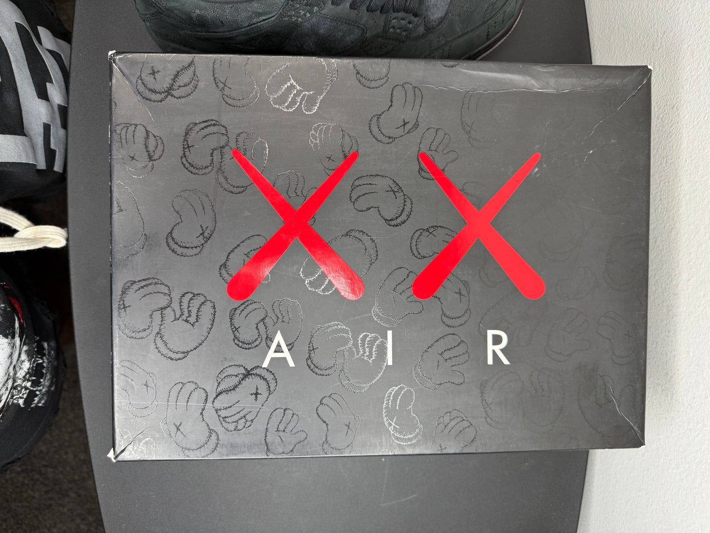 Air Jordan 4 Retro X KAWS (Black) (Preowned)