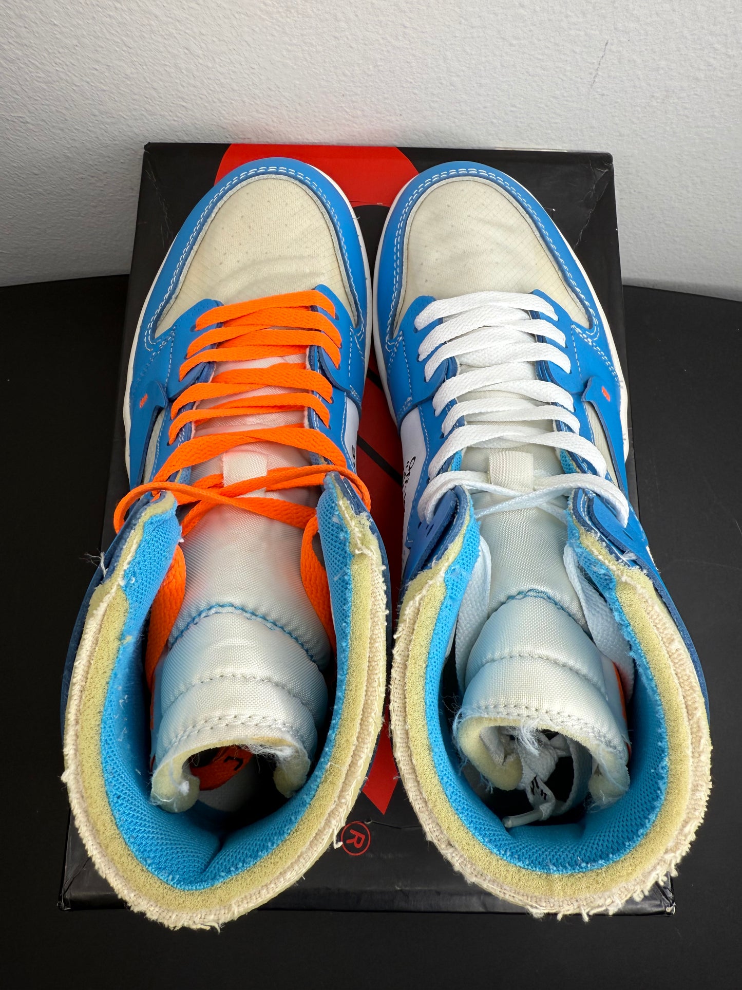 Air Jordan 1 High OG X Off-White “University Blue” (Preowned)