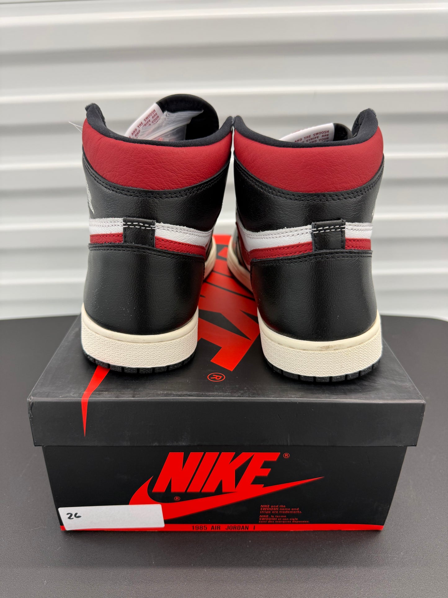 Air Jordan 1 Retro High OG “Gym Red” (2019)