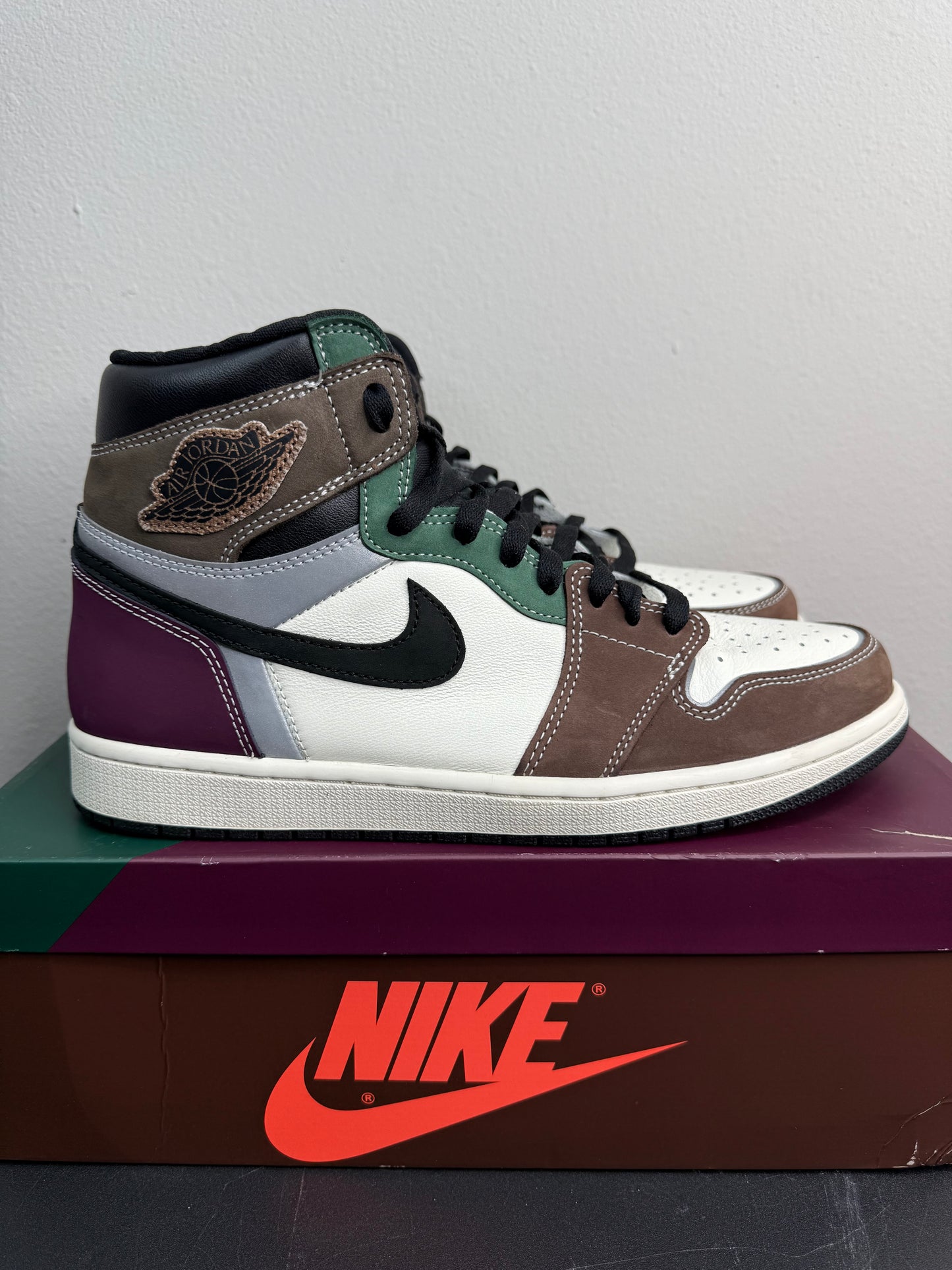 Air Jordan 1 Retro High OG “Hand Crafted” (Preowned)