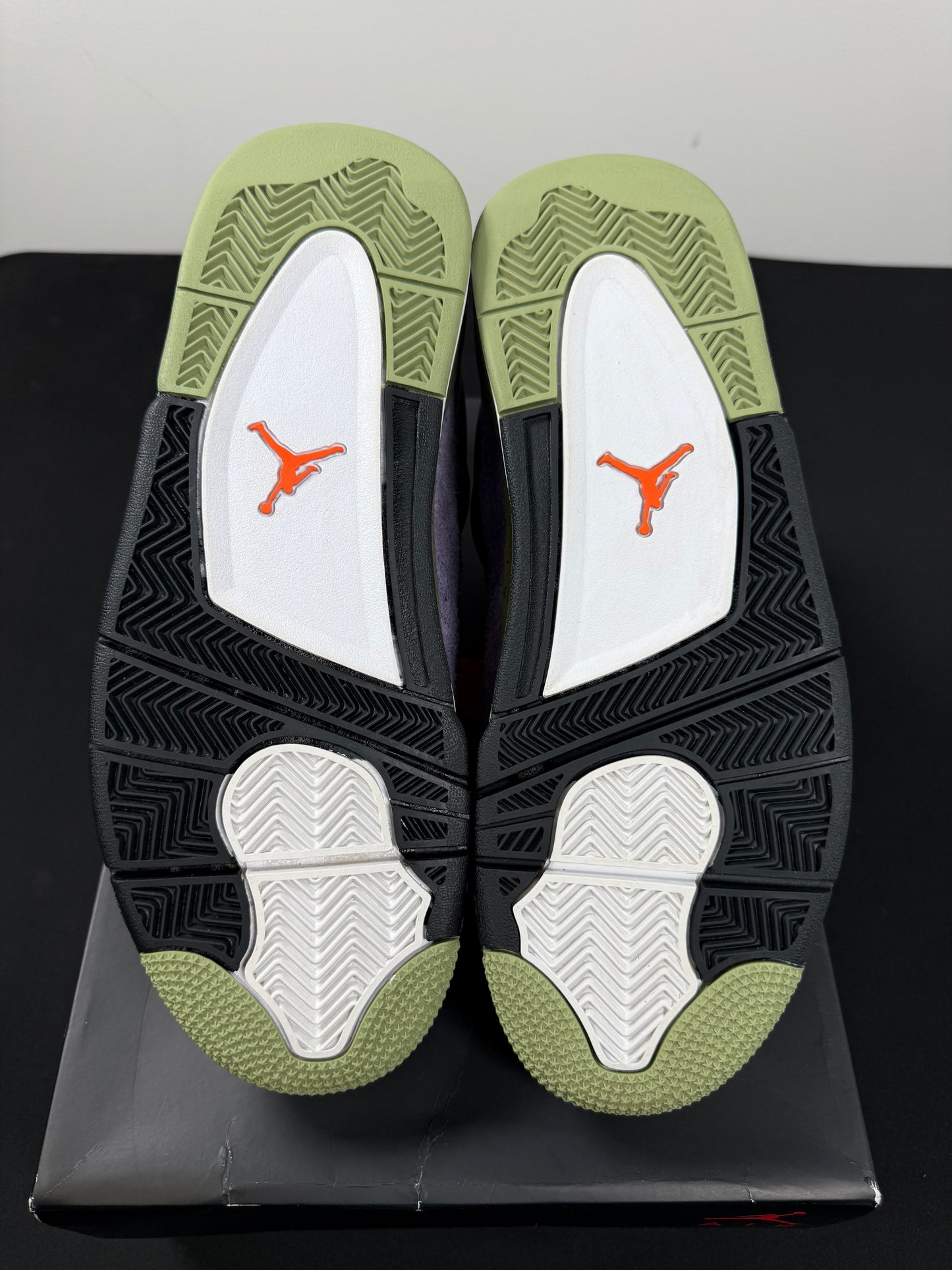 Air Jordan 4 “Purple Canyon” (Preowned)