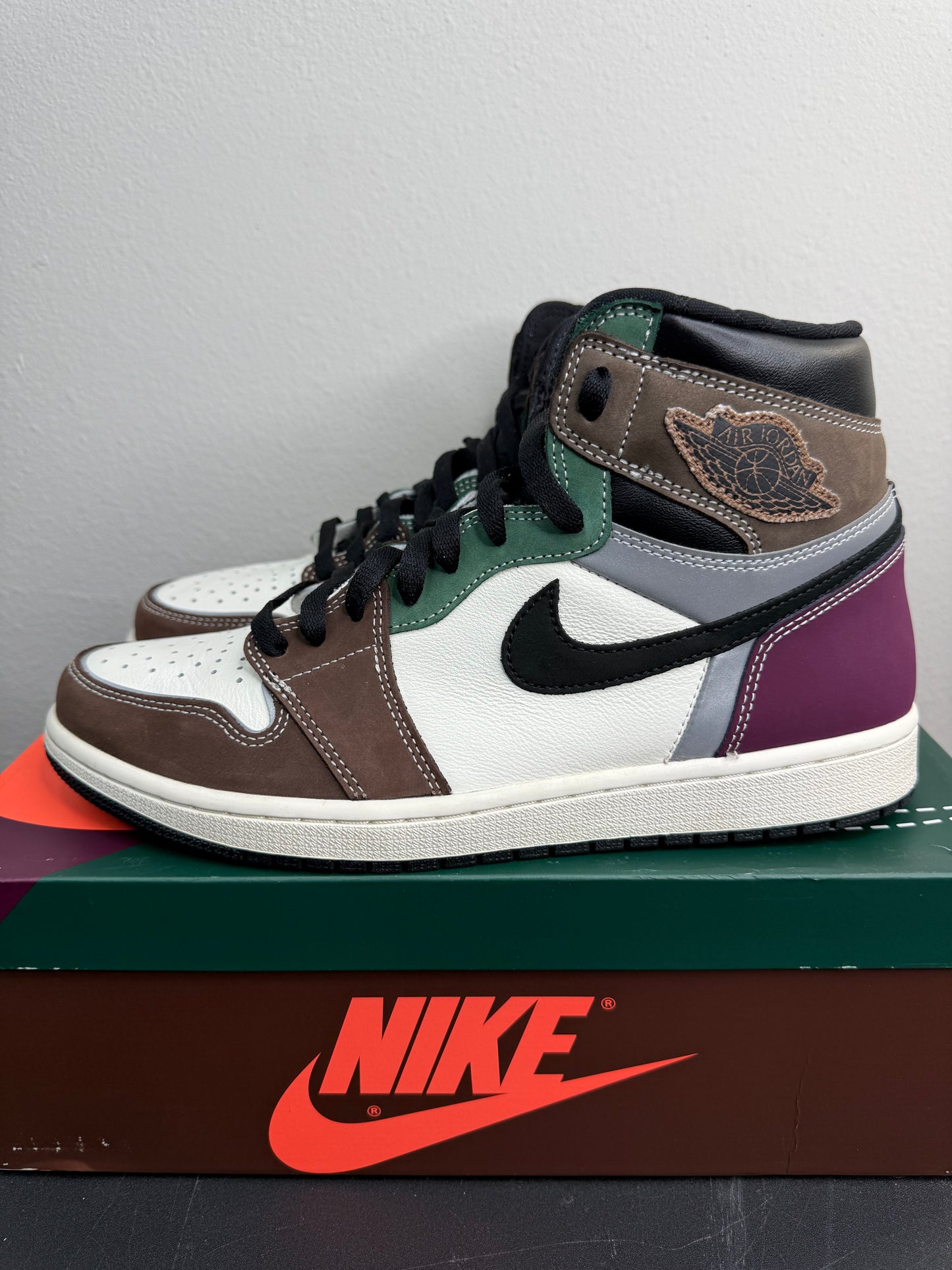 Air Jordan 1 Retro High OG “Hand Crafted” (Preowned)