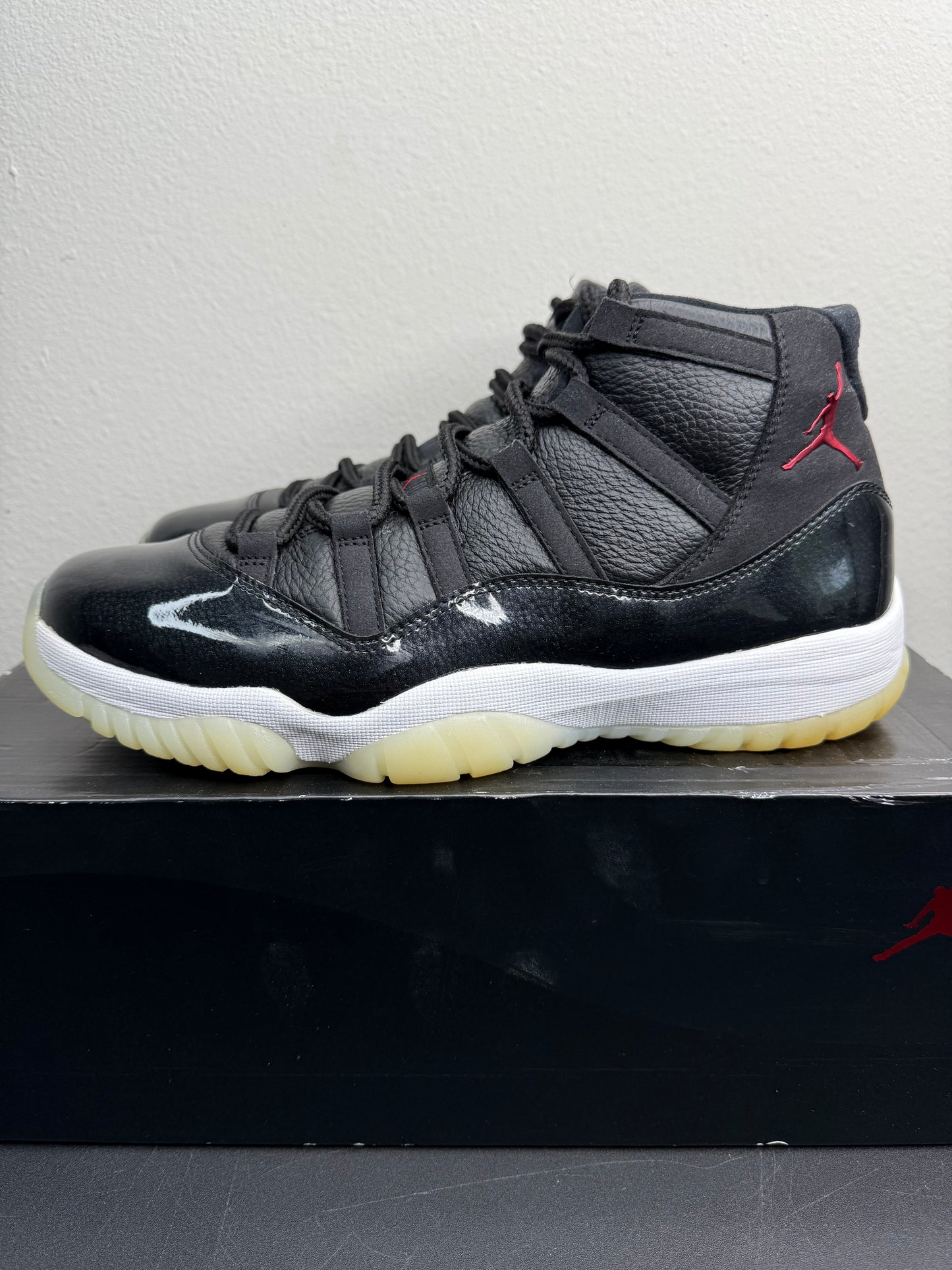 Air Jordan 11 Retro “72-10” (Preowned)
