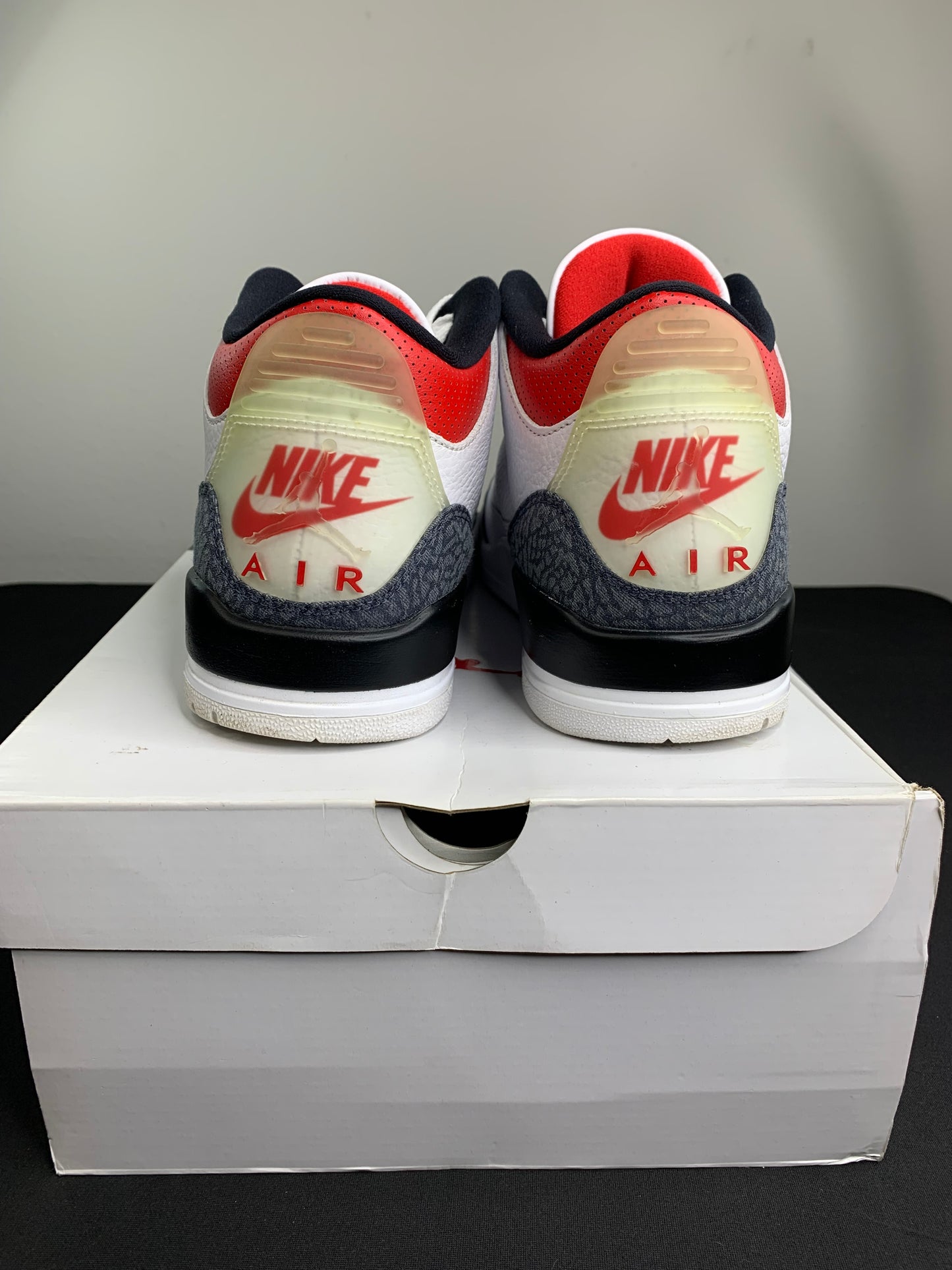 Air Jordan 3 Retro SE “Fire Red Denim” (2020) (Preowned)