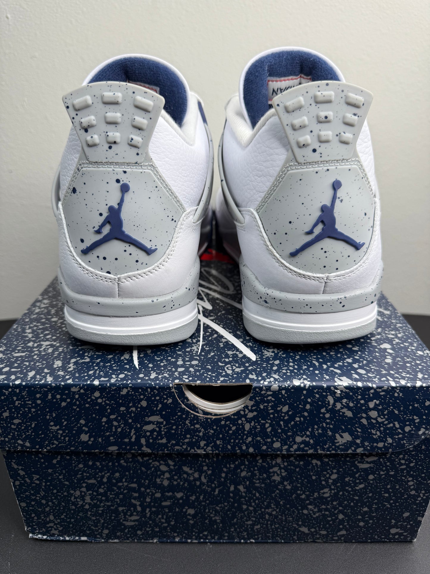 Air Jordan 4 Retro “Midnight Navy” (Preowned)