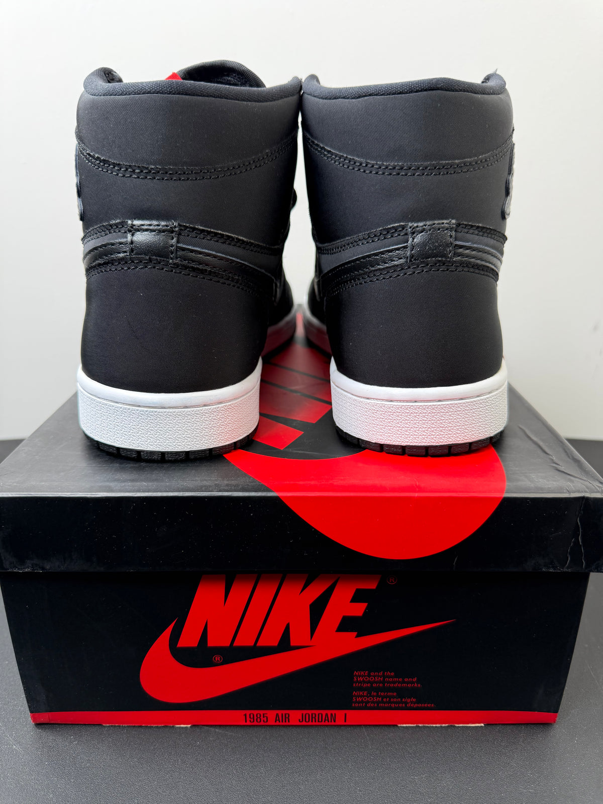 Air Jordan 1 “Paris Saint Germain” (Very Lightly Worn)