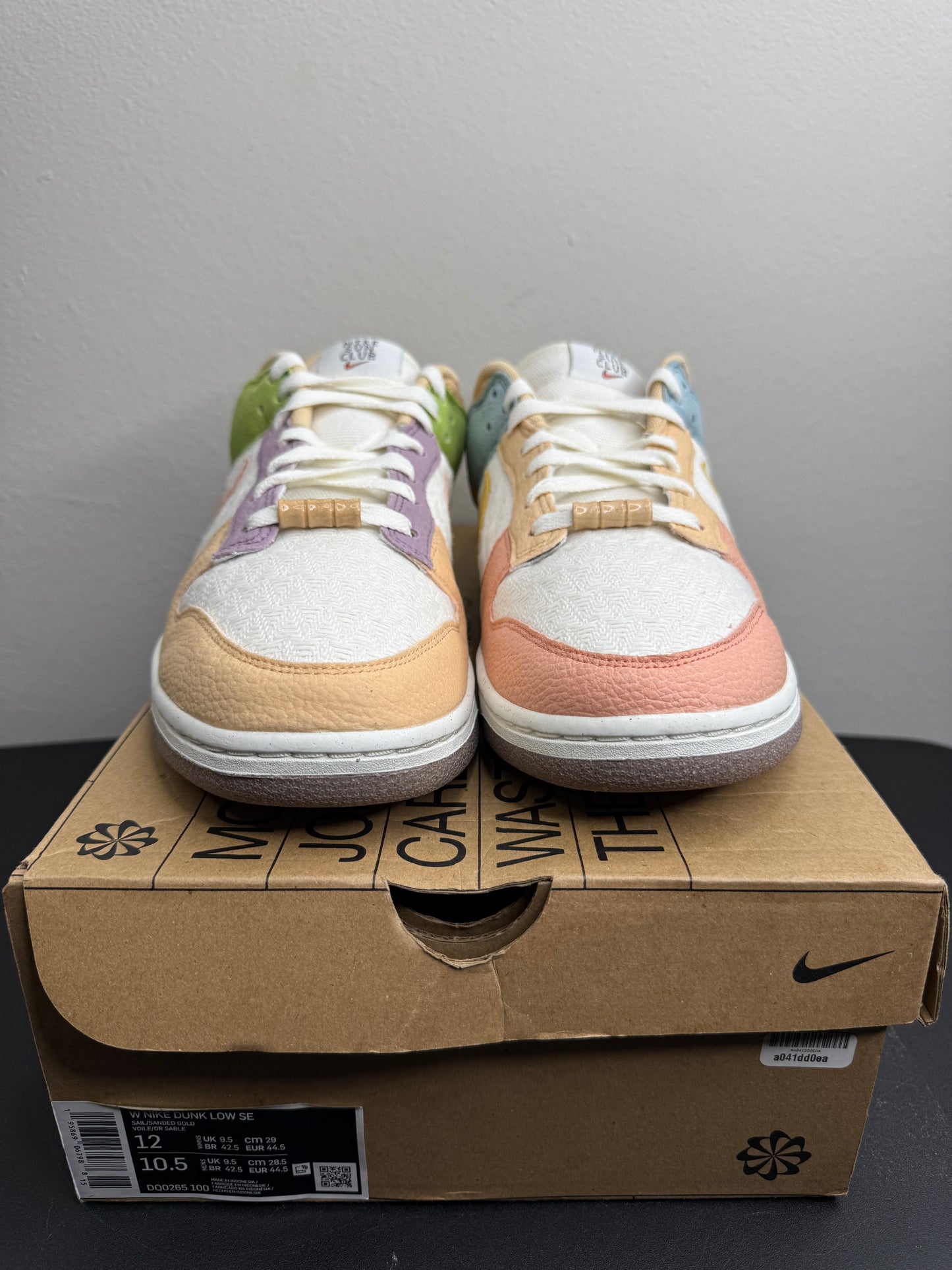 Nike Dunk Low SE “Sun Club” (Women) (Preowned)