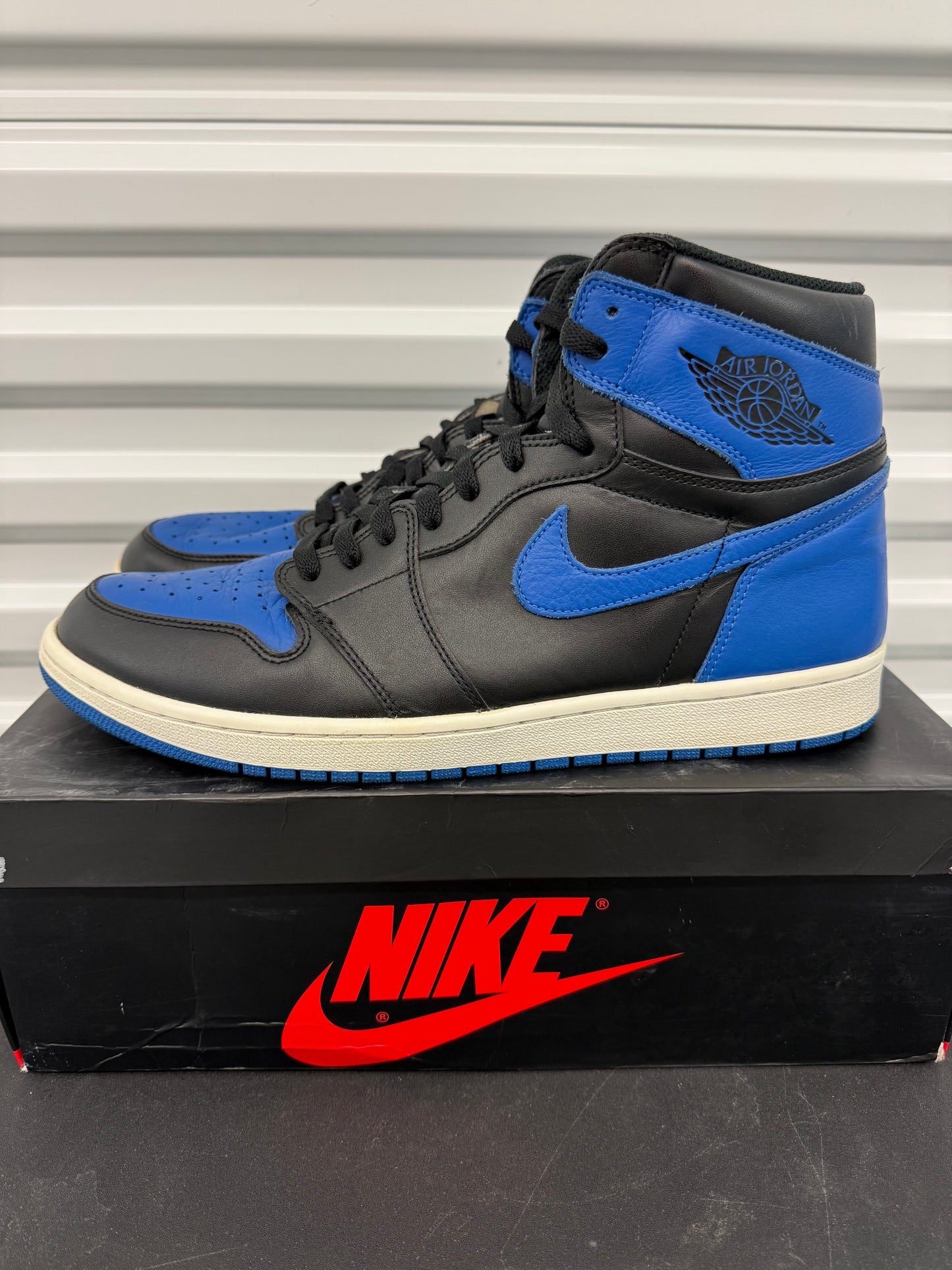 Air Jordan 1 Retro “Royal” (2017) (Preowned)
