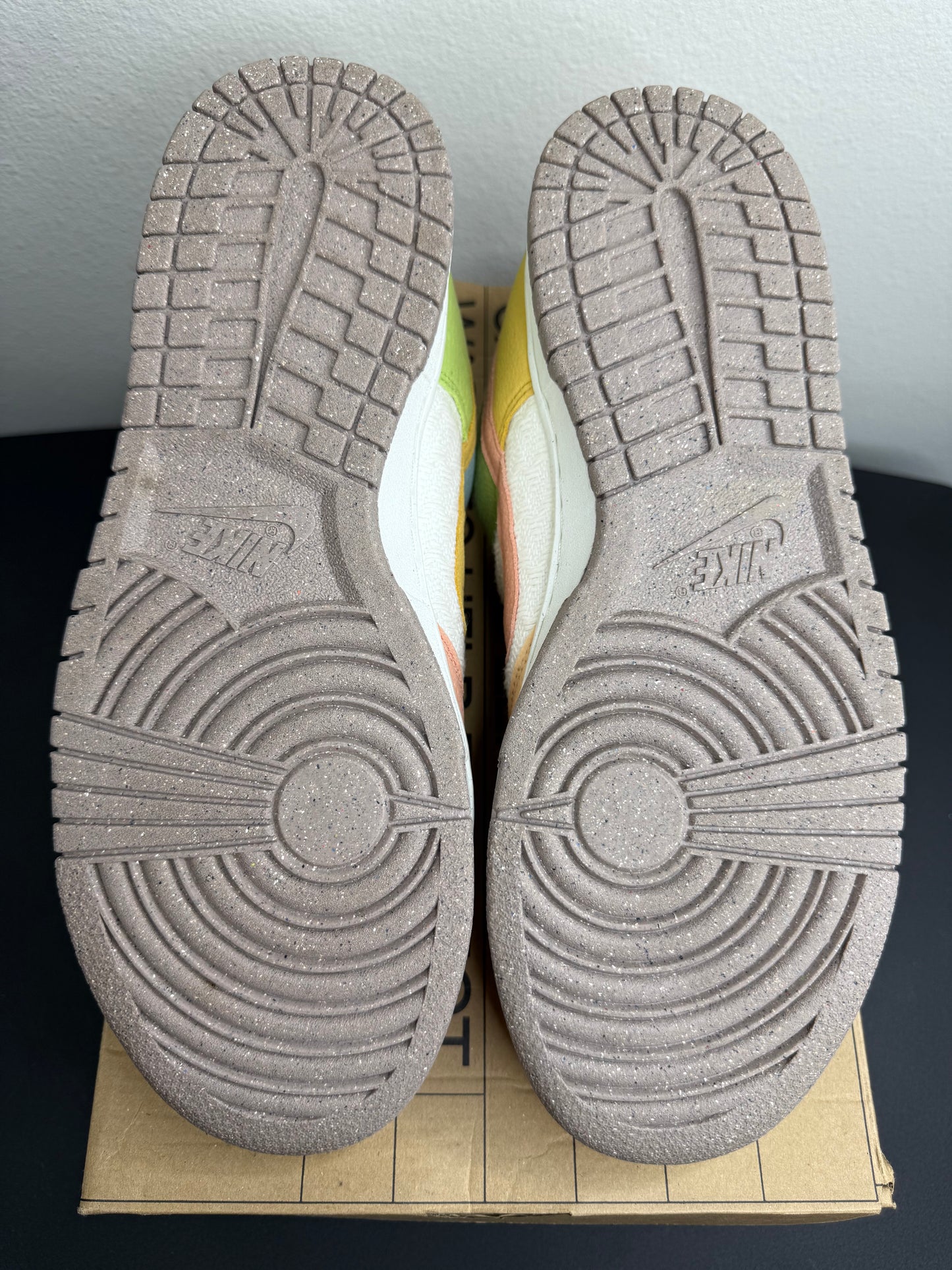 Nike Dunk Low SE “Sun Club” (Women) (Preowned)