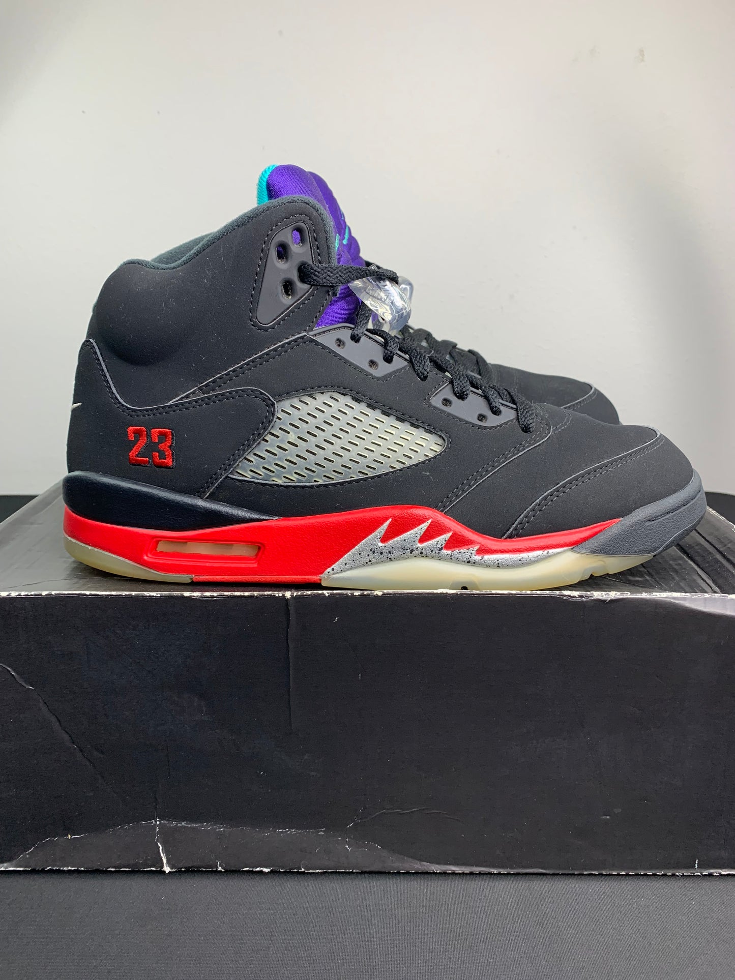 Air Jordan 5 Retro “Top 3” (Preowned)