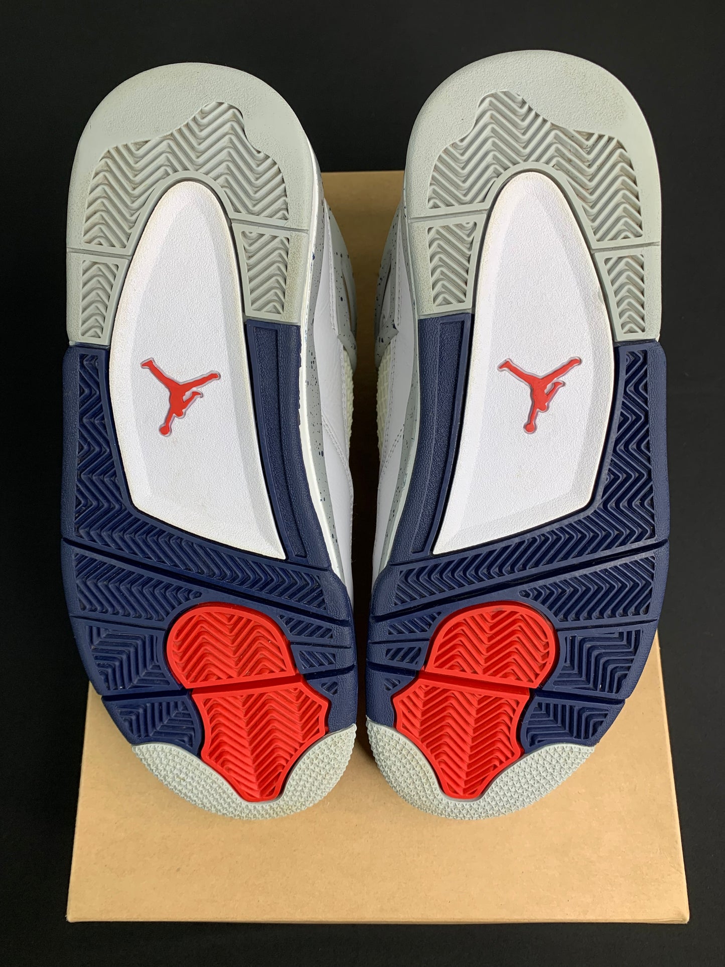 Air Jordan 4 Retro “Midnight Navy” (Preowned)