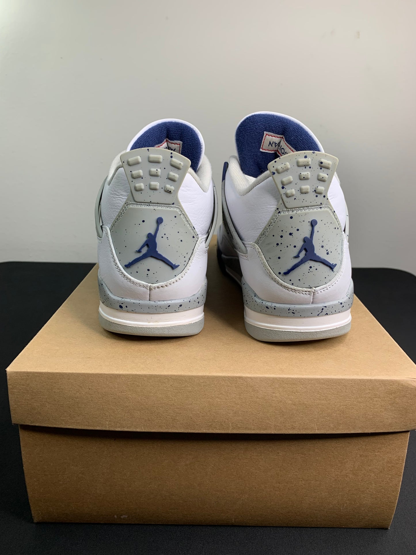 Air Jordan 4 Retro “Midnight Navy” (Preowned)