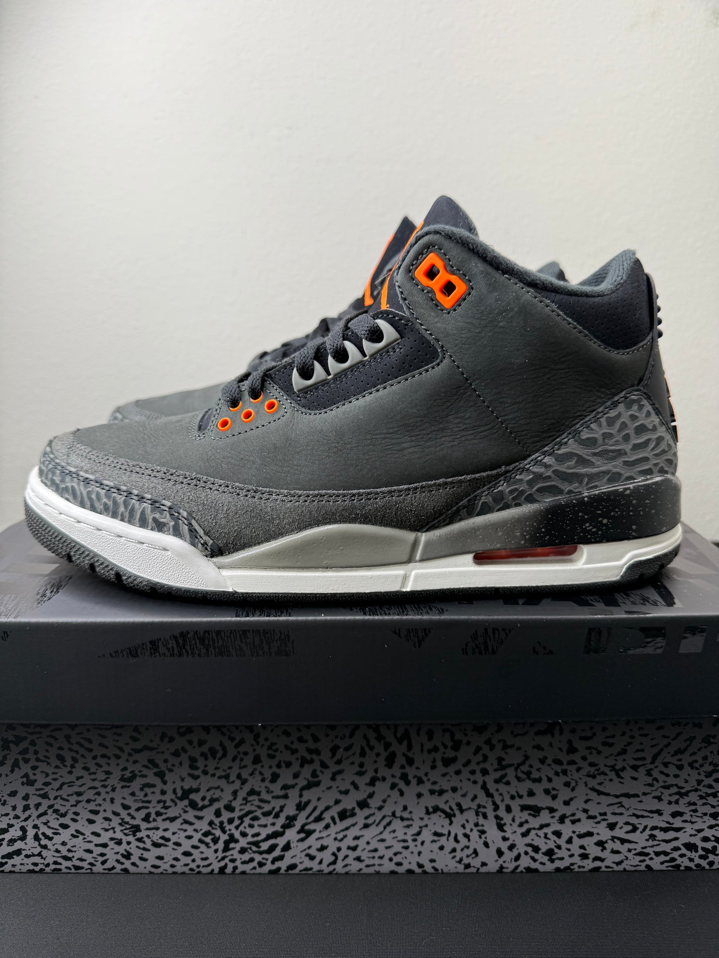 Air Jordan 3 “Fear” (2023) (Preowned)